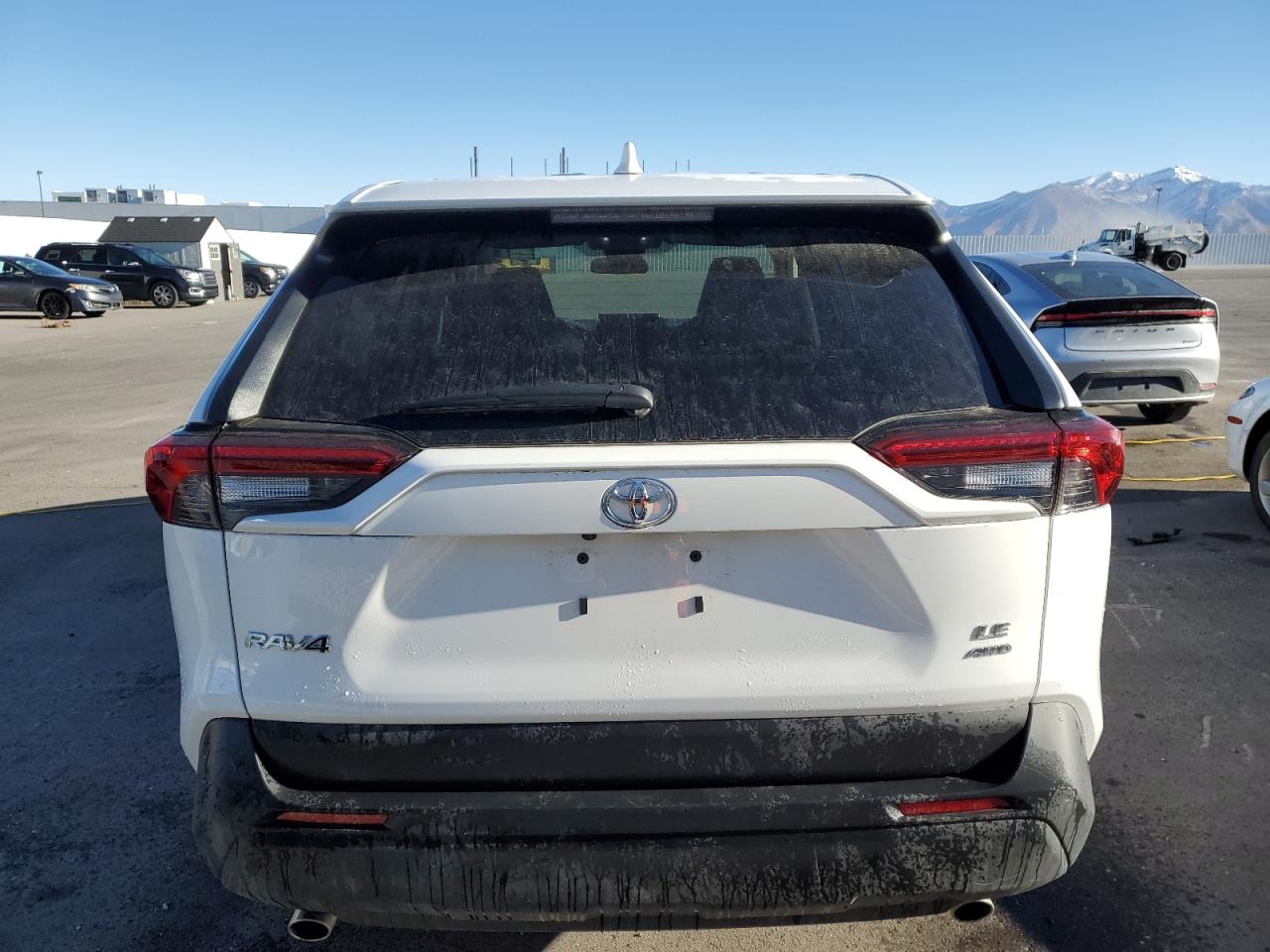 2024 Toyota RAV 4 - Image 6