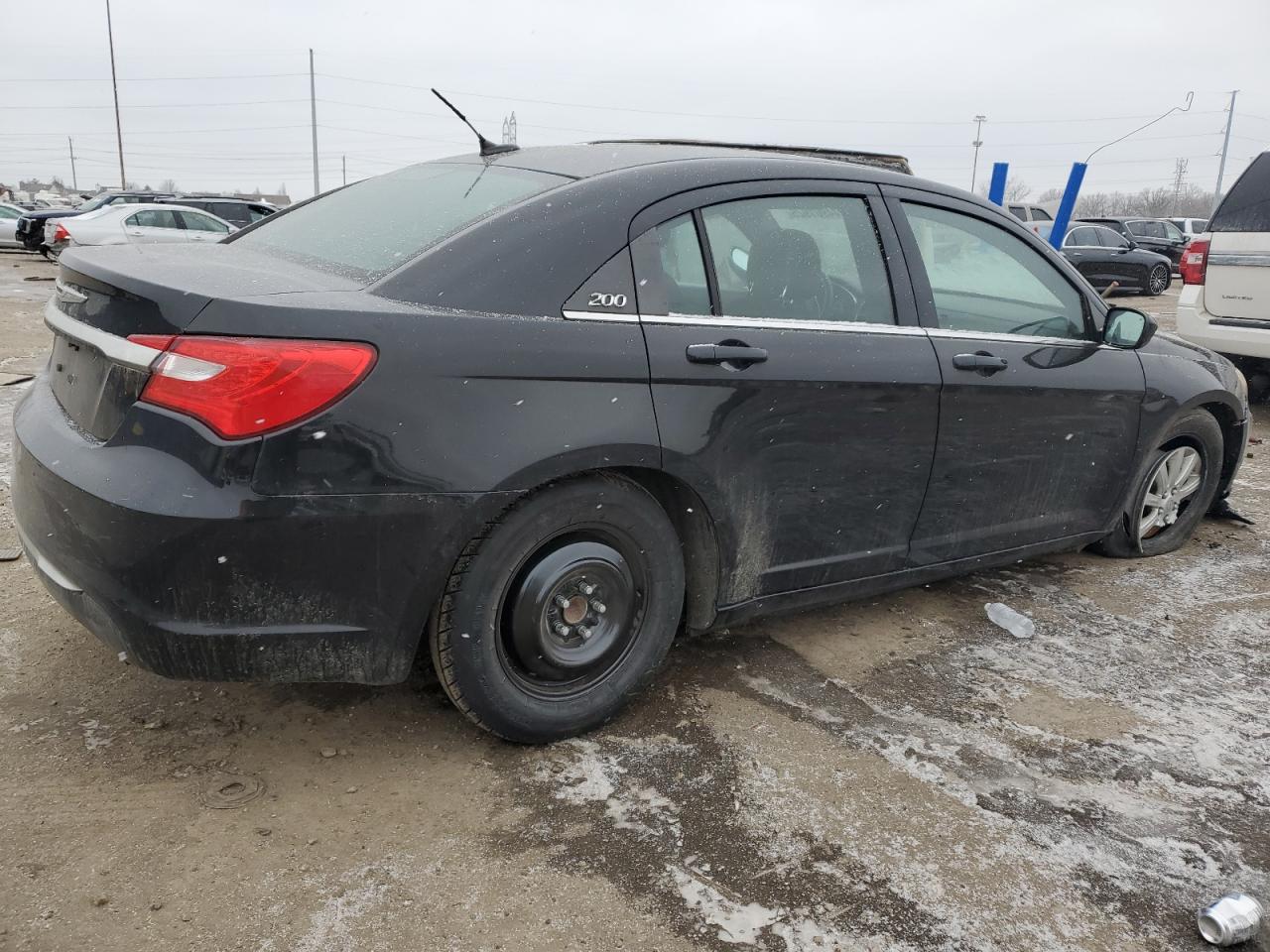 2011 Chrysler 200 - Image 3