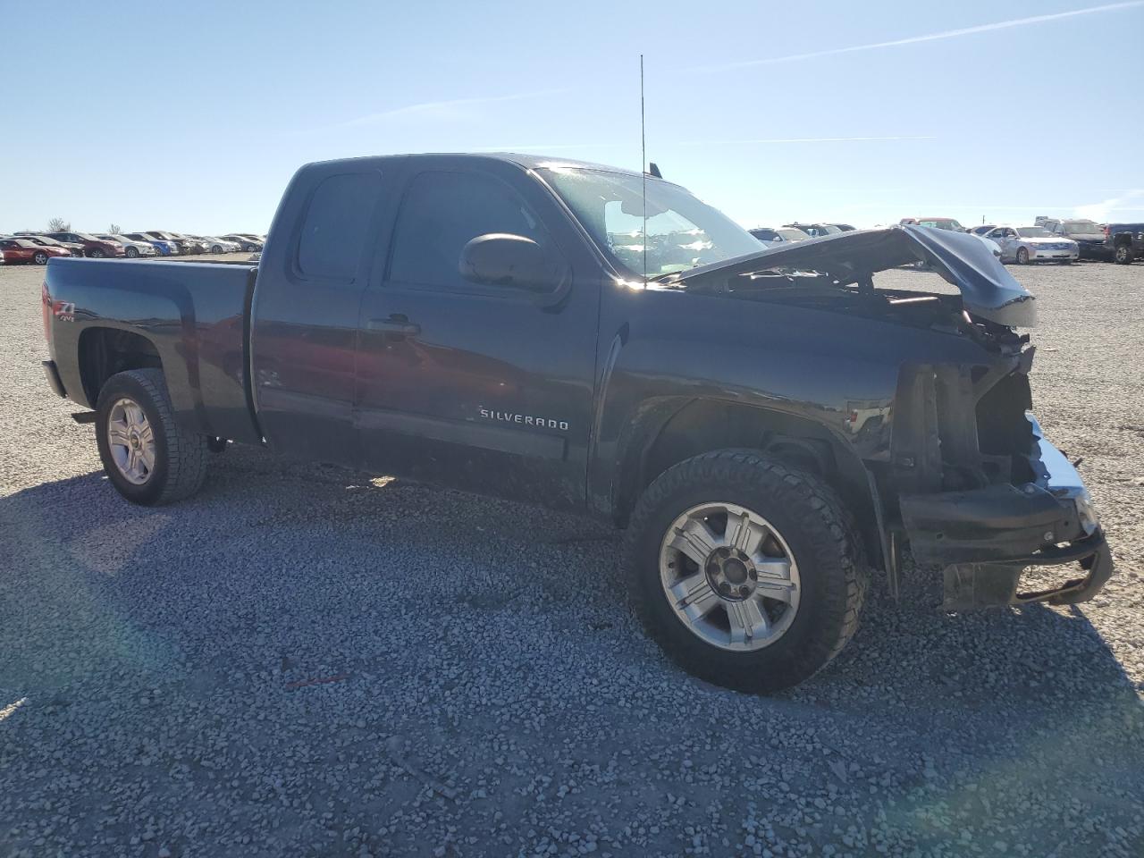 2011 Chevrolet Silverado - Image 4