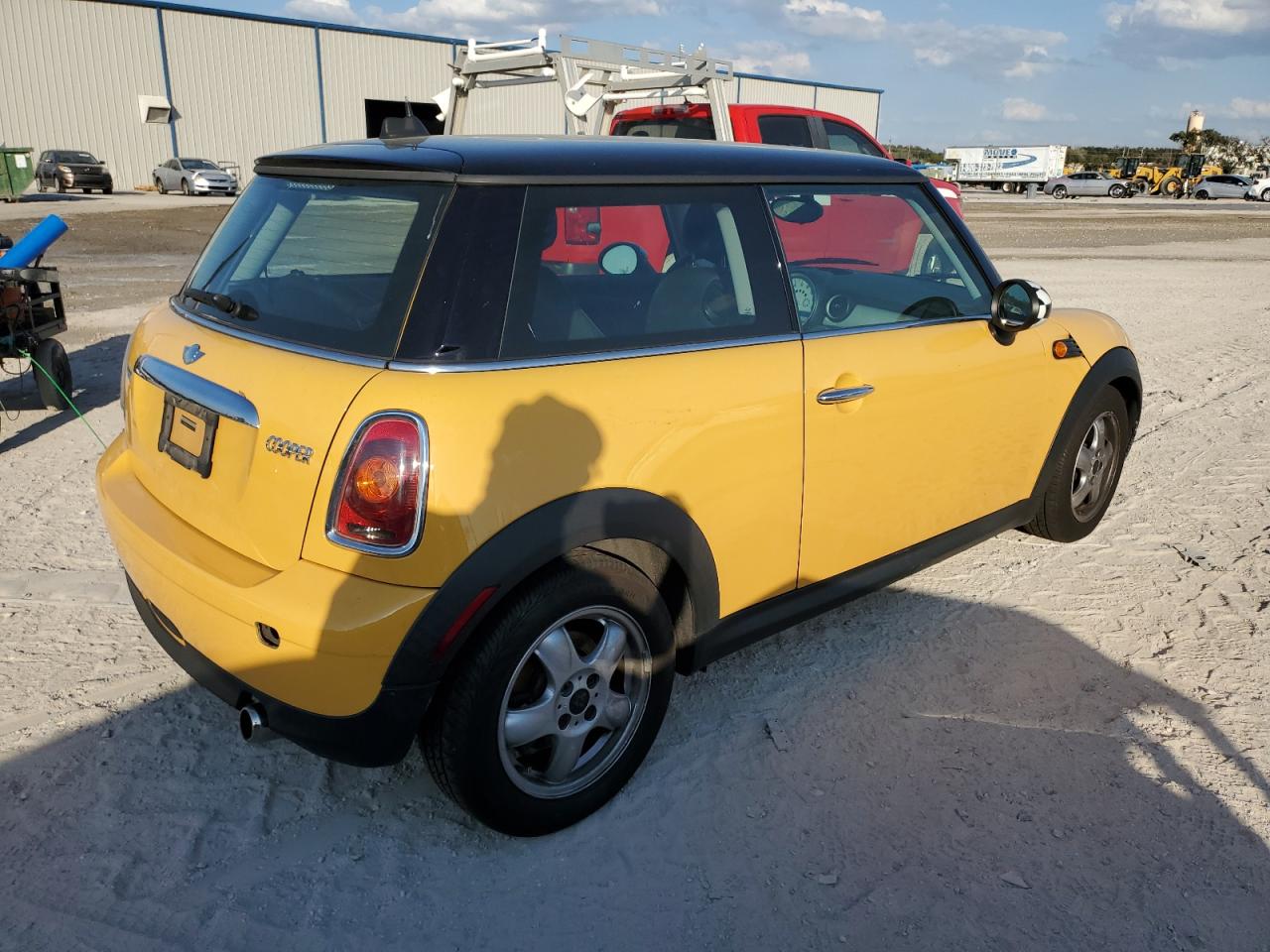2009 MINI Cooper - Image 3