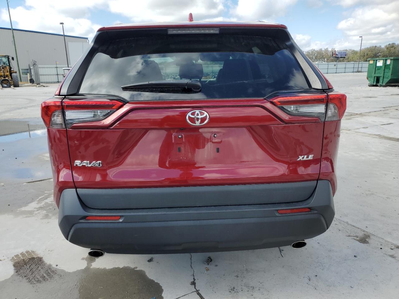 2021 Toyota RAV 4 - Image 6