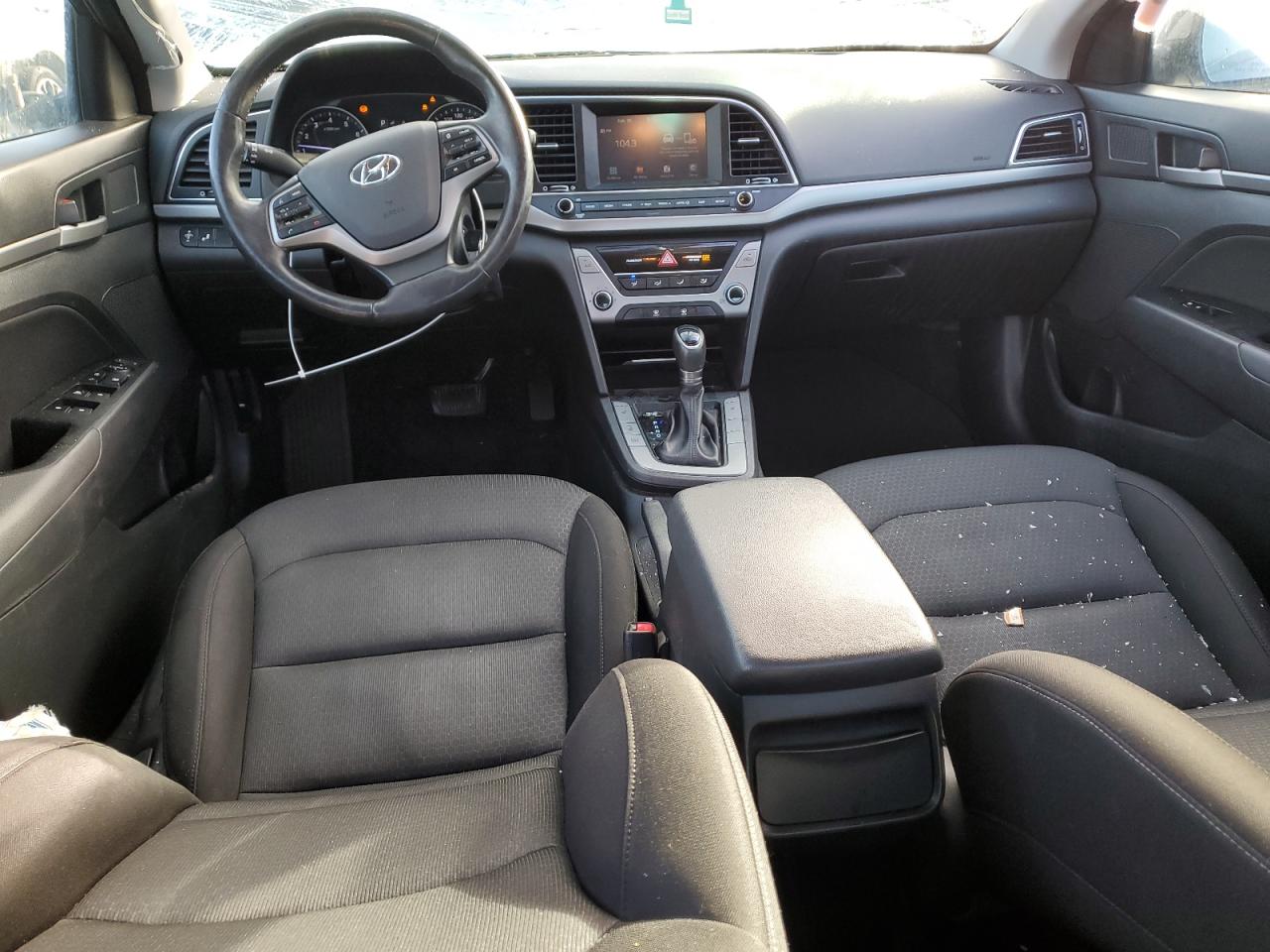 2017 Hyundai Elantra - Image 8