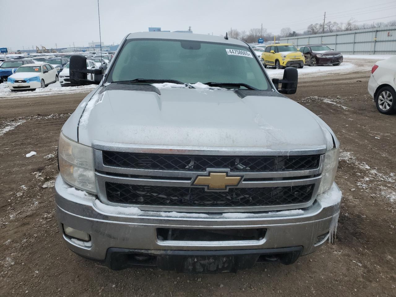 2011 Chevrolet Silverado - Image 5
