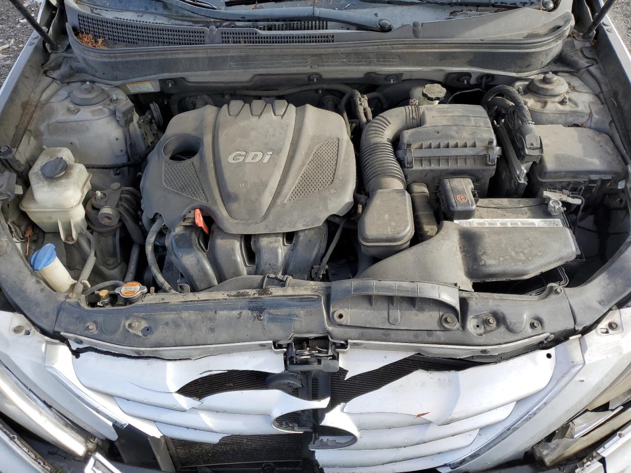 2012 Hyundai Sonata - Image 11