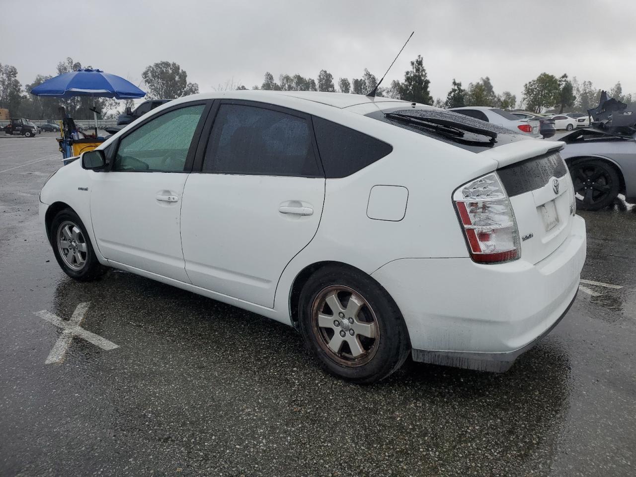 2009 Toyota Prius - Image 2