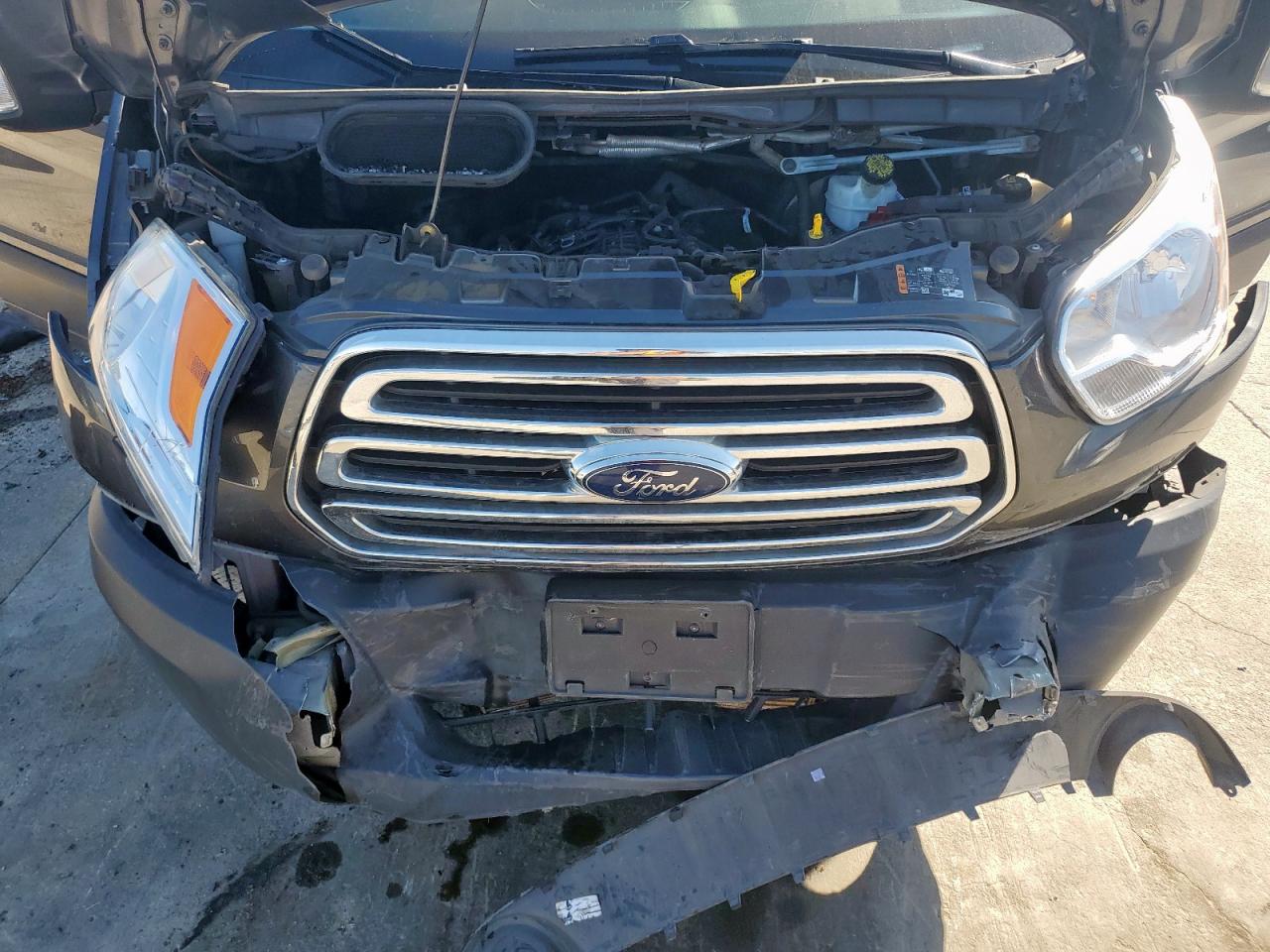 2019 Ford Transit - Image 12