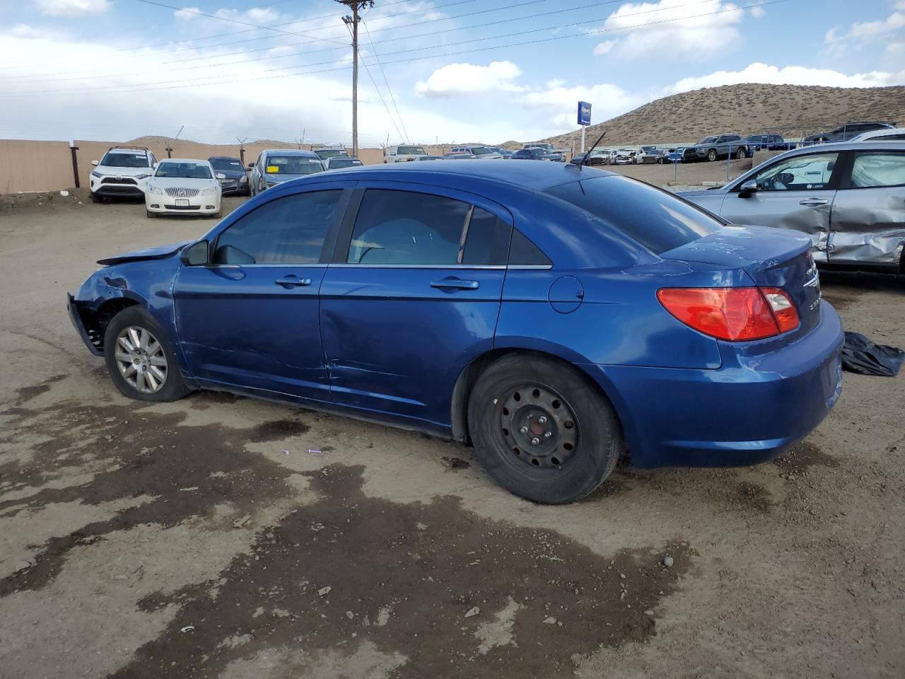 2010 Chrysler Sebring - Image 2