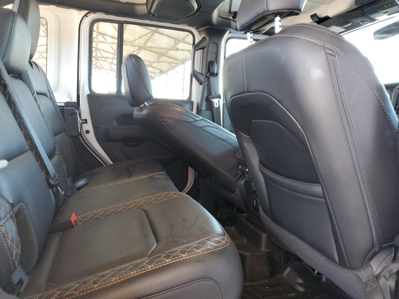 2021 Jeep Wrangler - Image 11