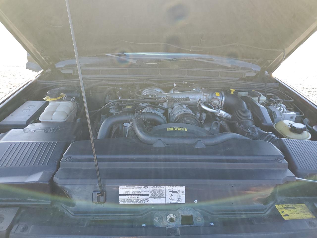 2004 Land Rover Discovery - Image 11