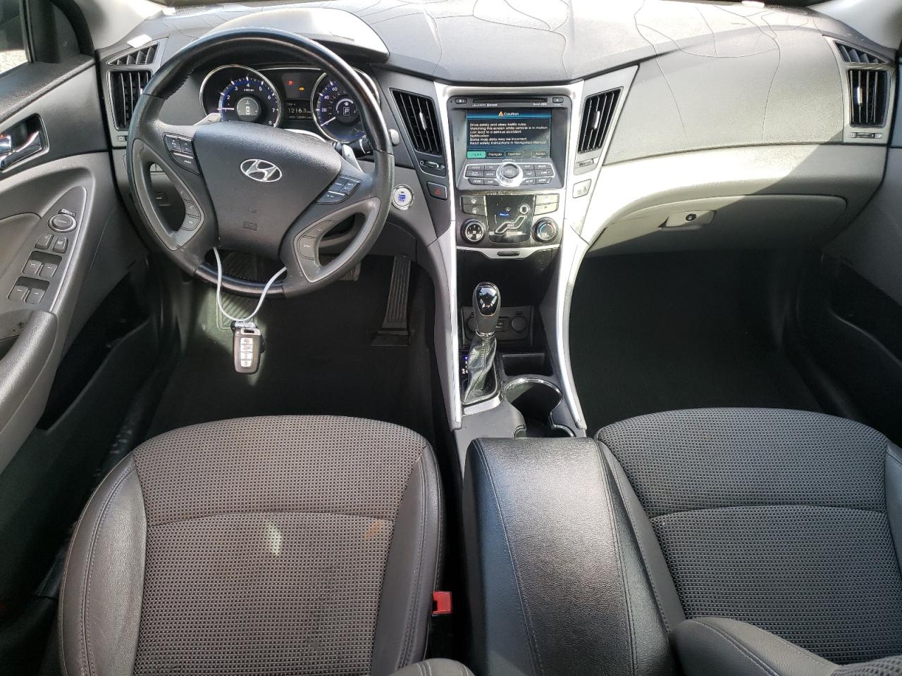 2011 Hyundai Sonata - Image 8