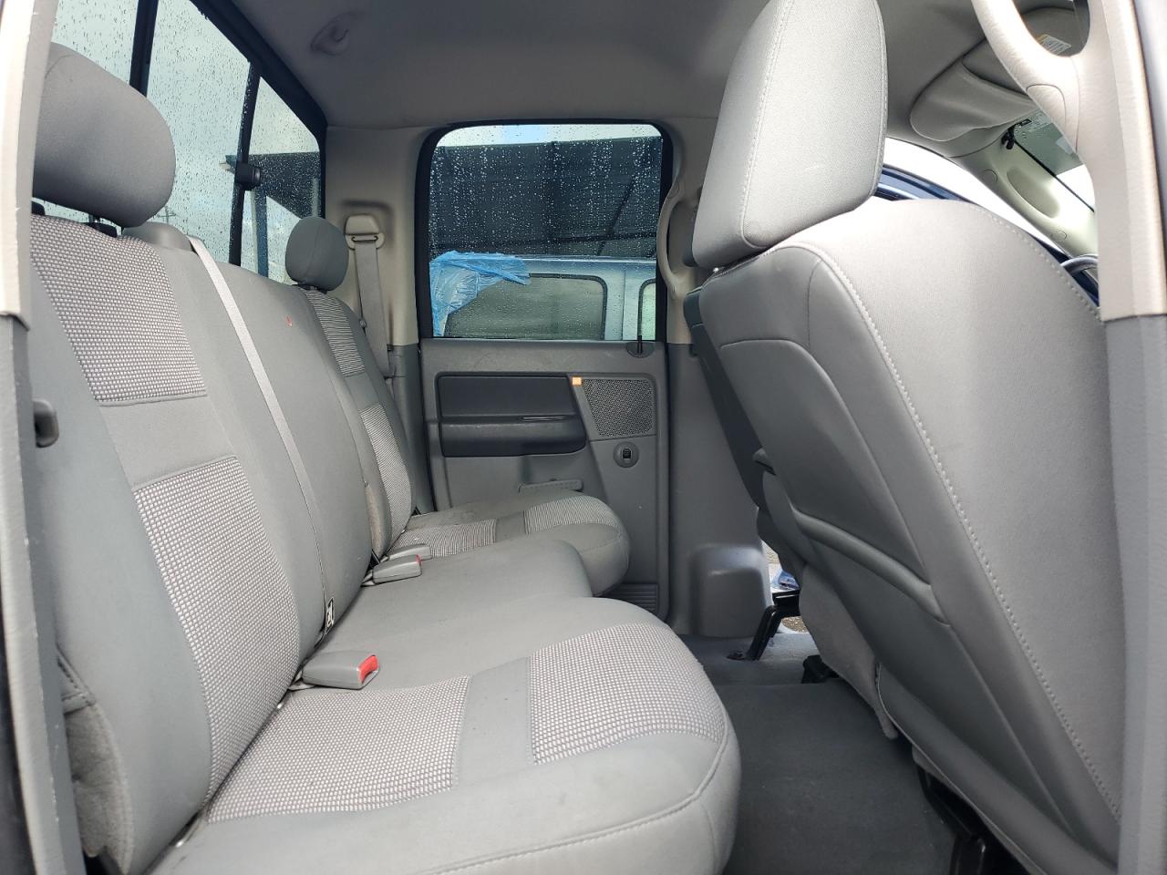 2007 Dodge RAM - Image 10