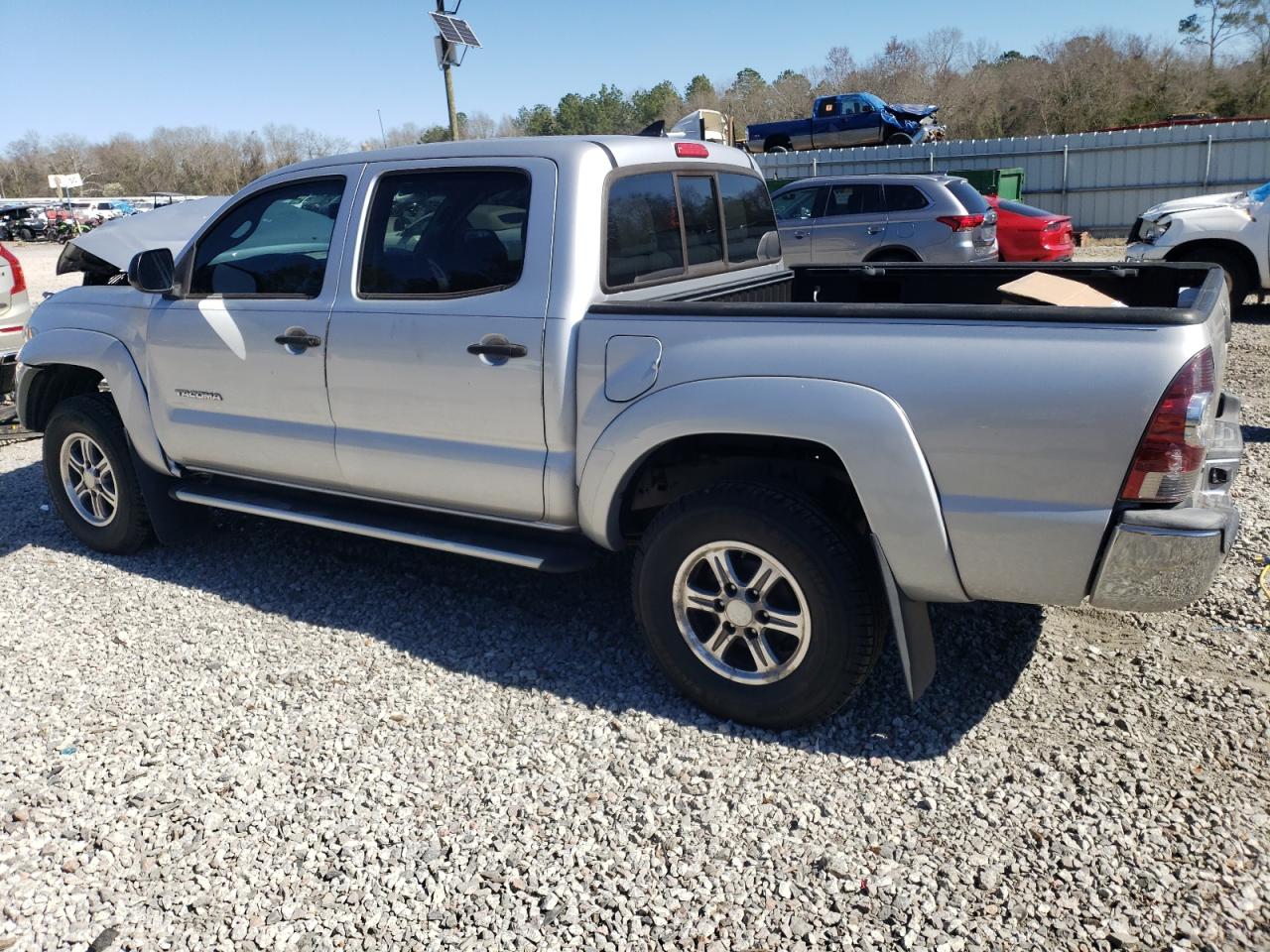 2012 Toyota Tacoma - Image 2