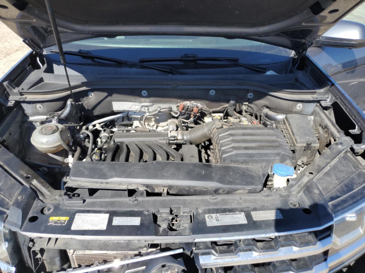 2018 Volkswagen Atlas - Image 14