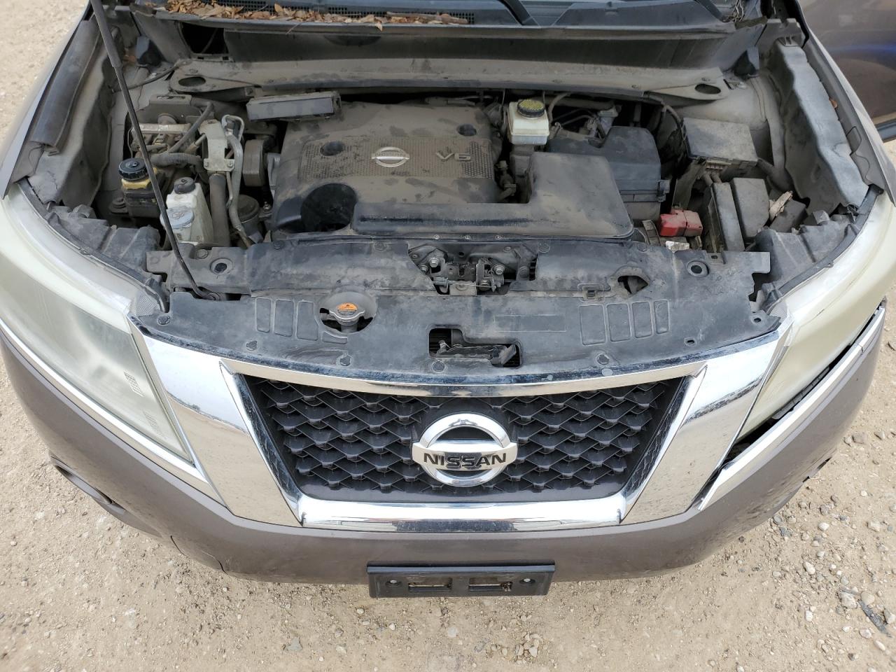 2014 Nissan Pathfinder - Image 12