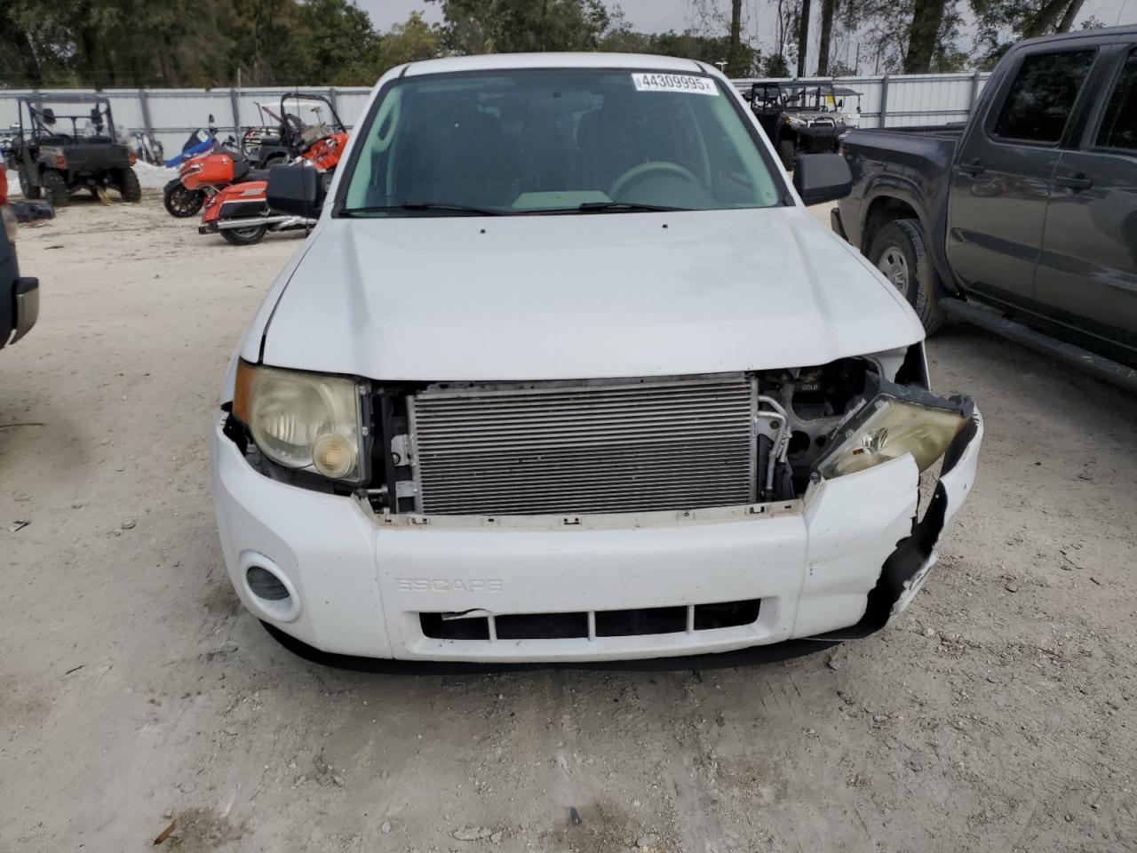 2010 Ford Escape - Image 5