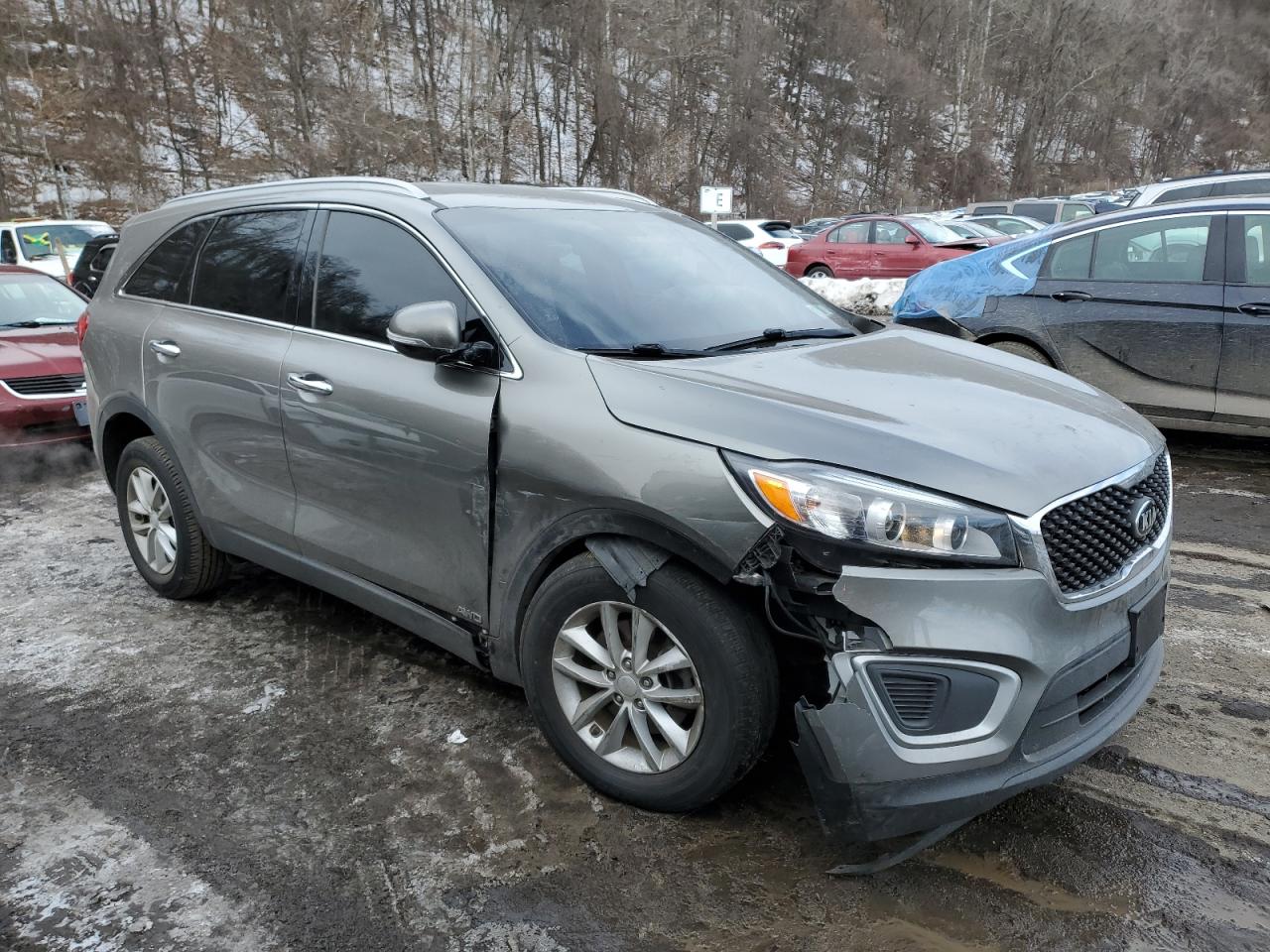 2018 Kia Sorento - Image 4