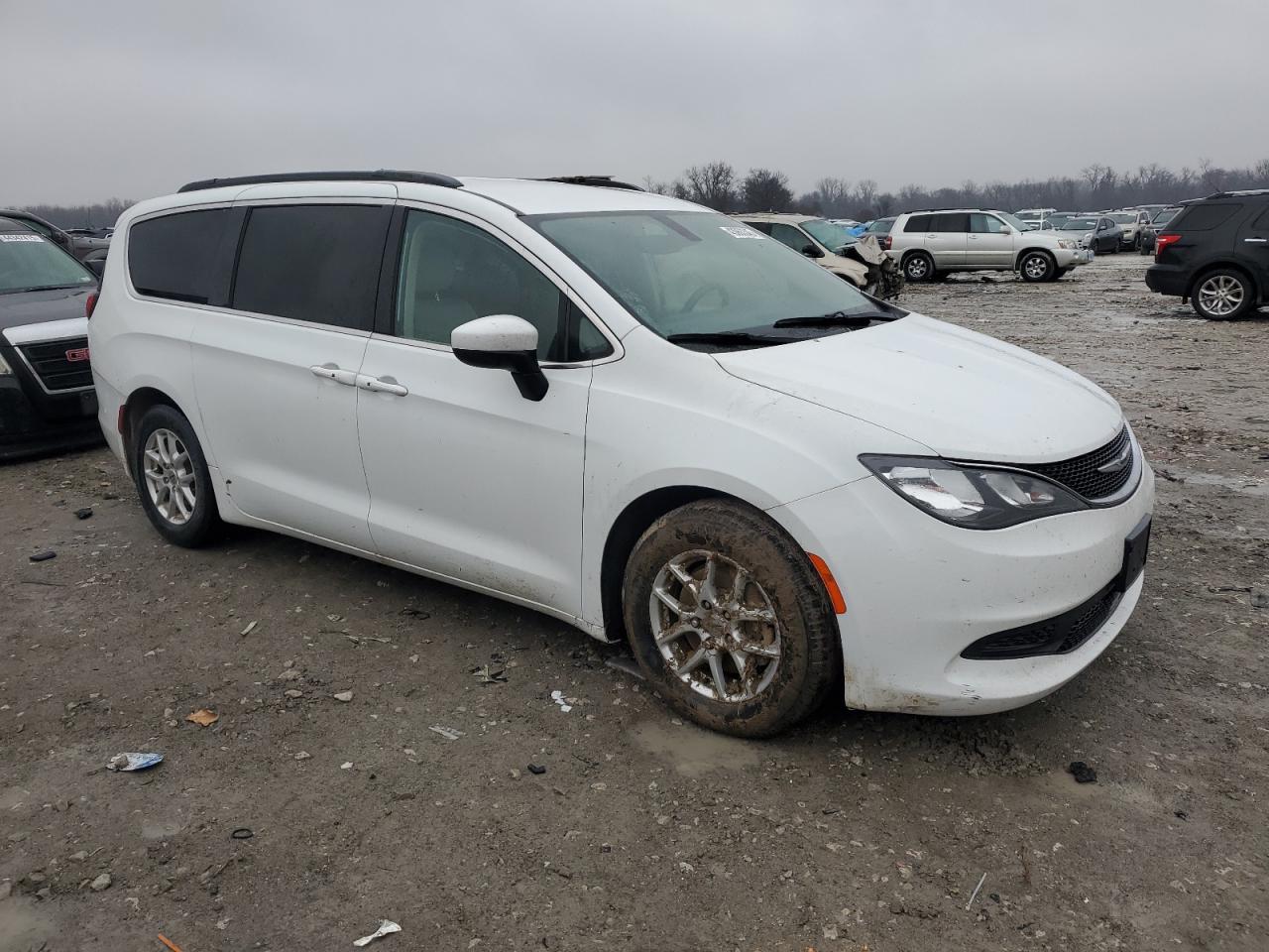 2021 Chrysler Voyager - Image 4