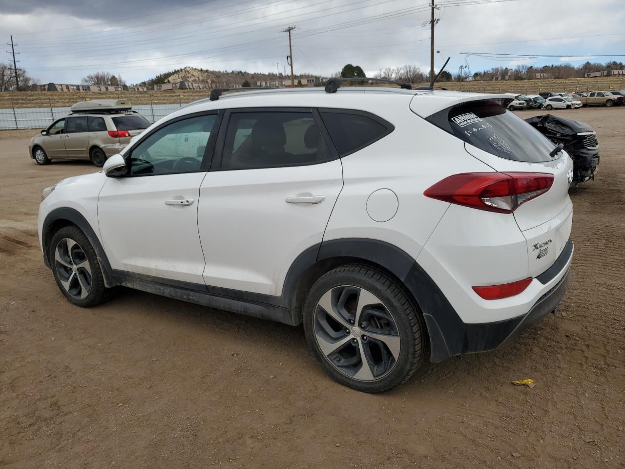 2016 Hyundai Tucson - Image 2