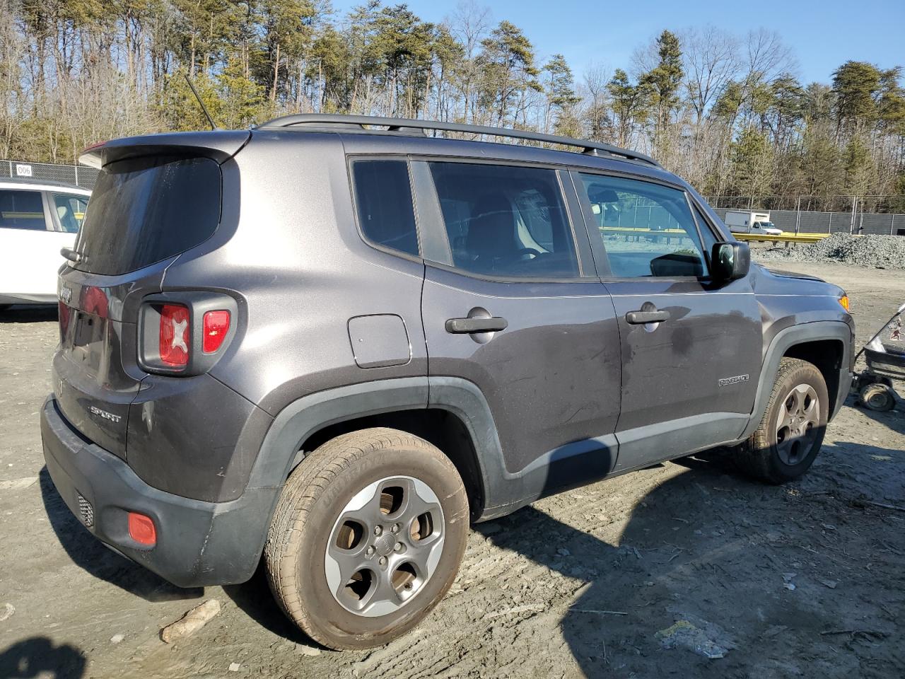 2017 Jeep Renegade - Image 3