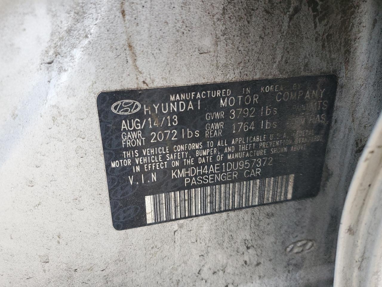 2013 Hyundai Elantra - Image 14