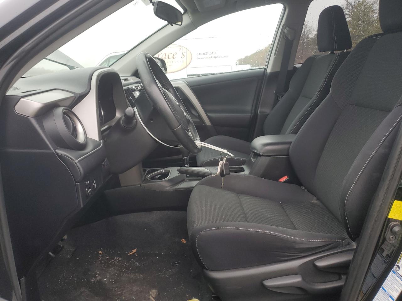 2016 Toyota RAV 4 - Image 7