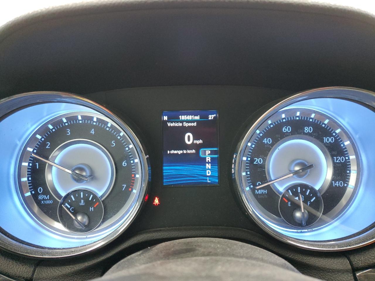 2014 Chrysler 300 - Image 9