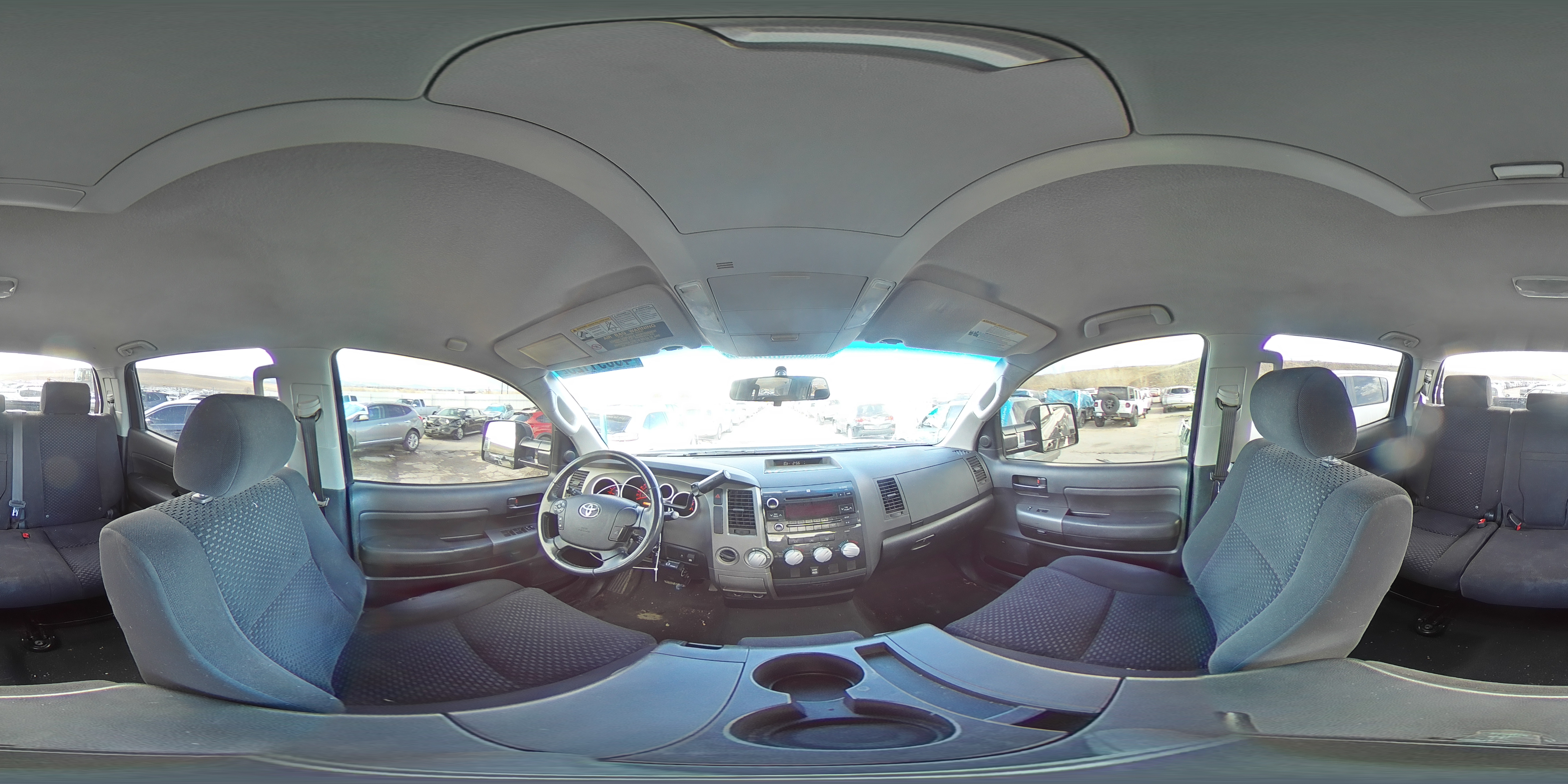 2010 Toyota Tundra - Image 12