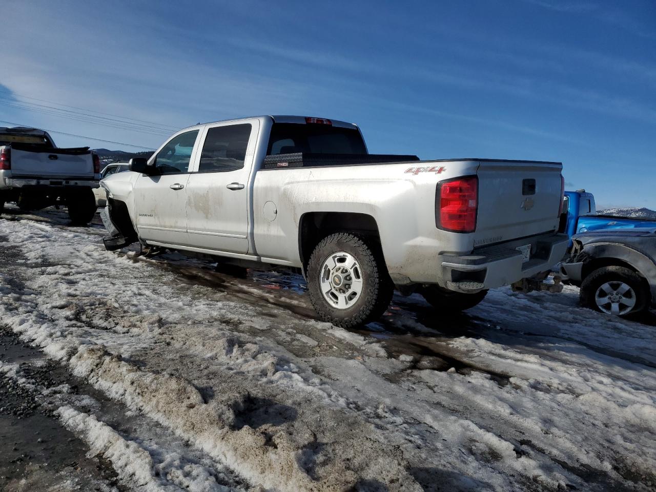 2015 Chevrolet Silverado - Image 2