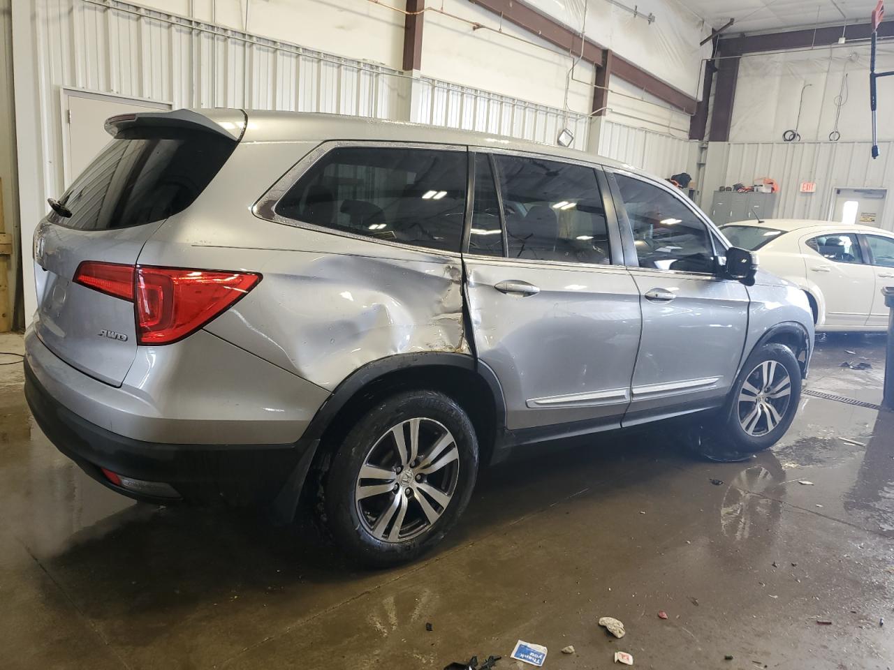 2017 Honda Pilot - Image 3