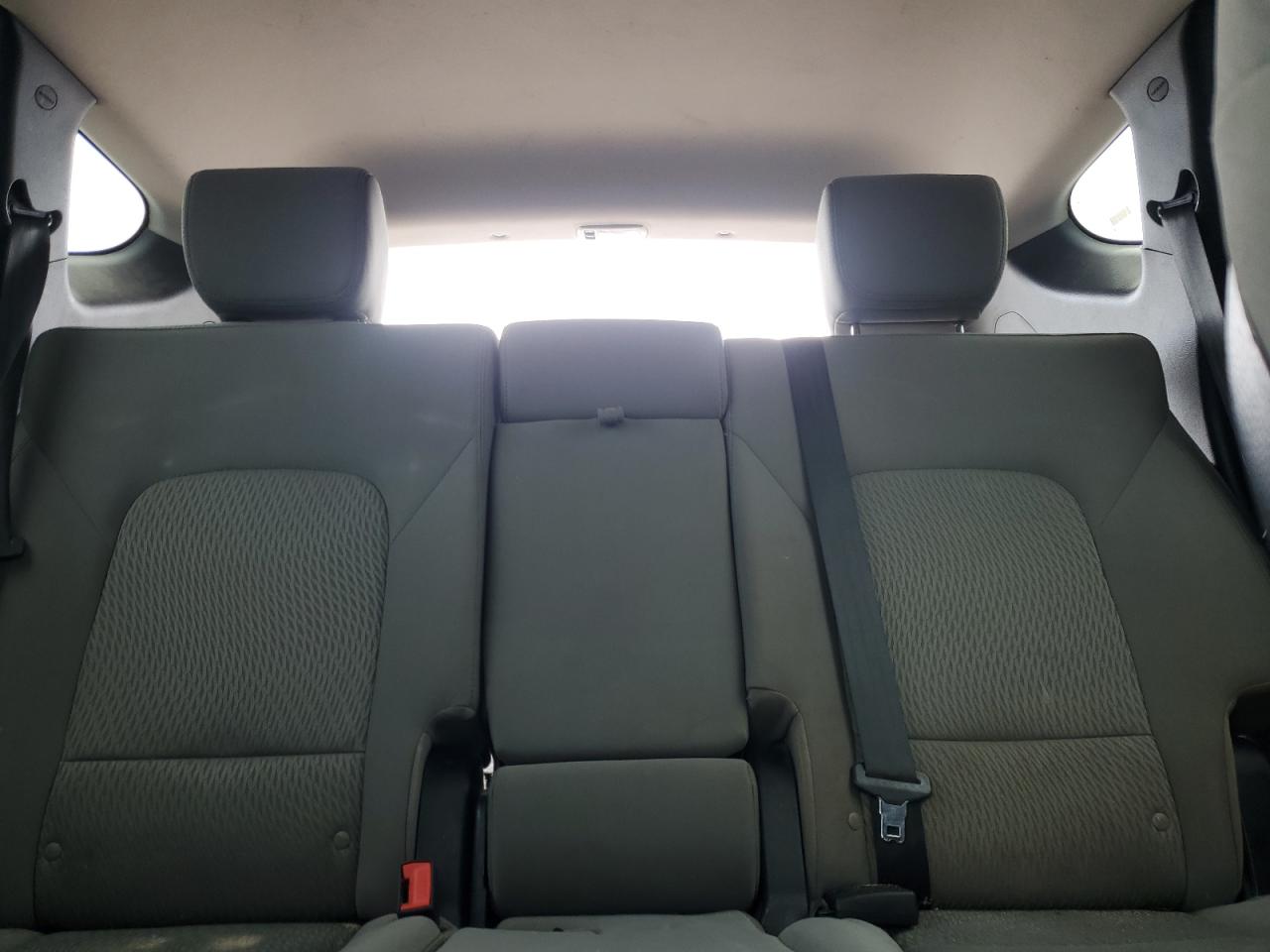 2018 Hyundai Santa Fe - Image 10