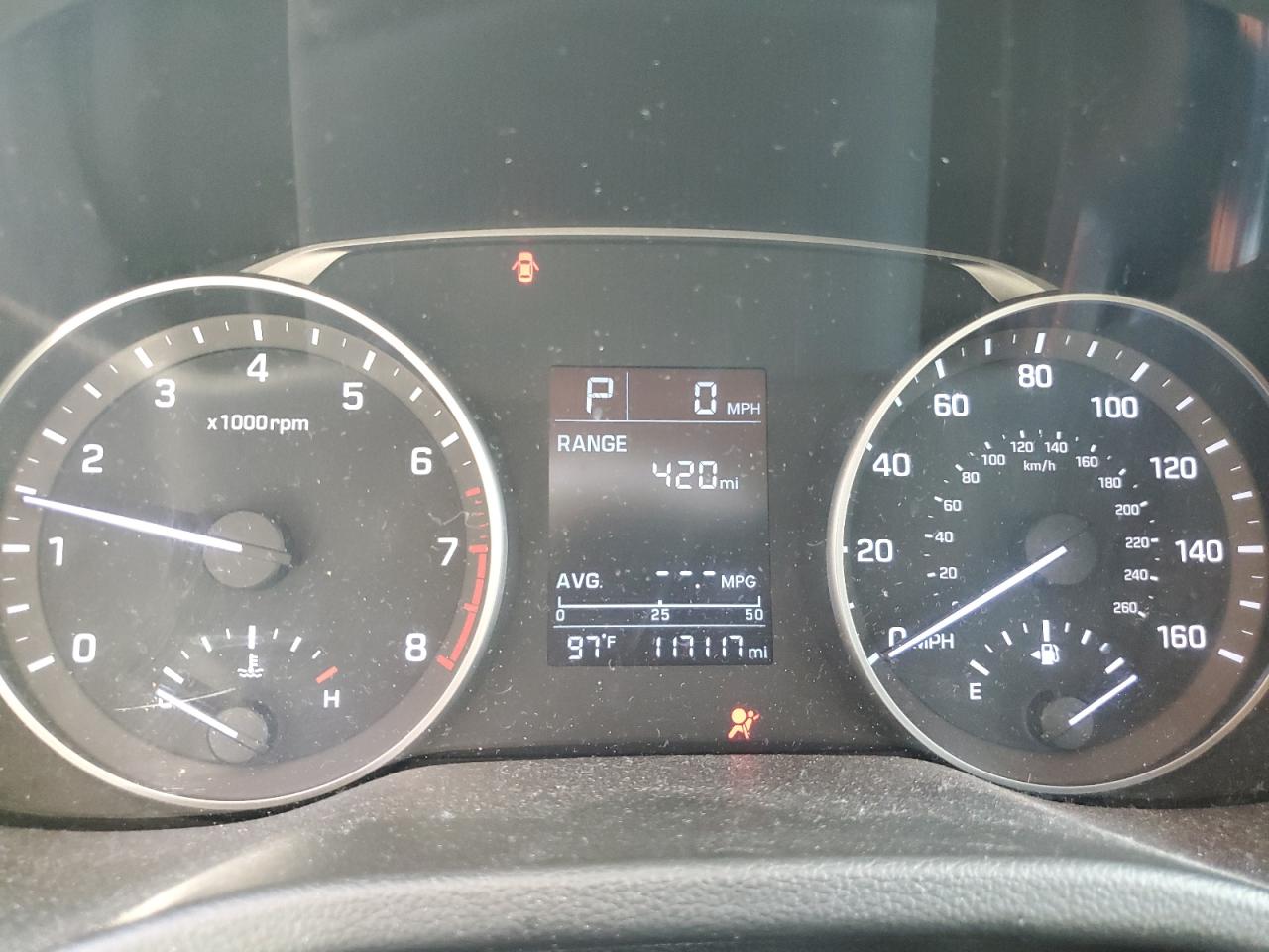 2018 Hyundai Elantra - Image 9