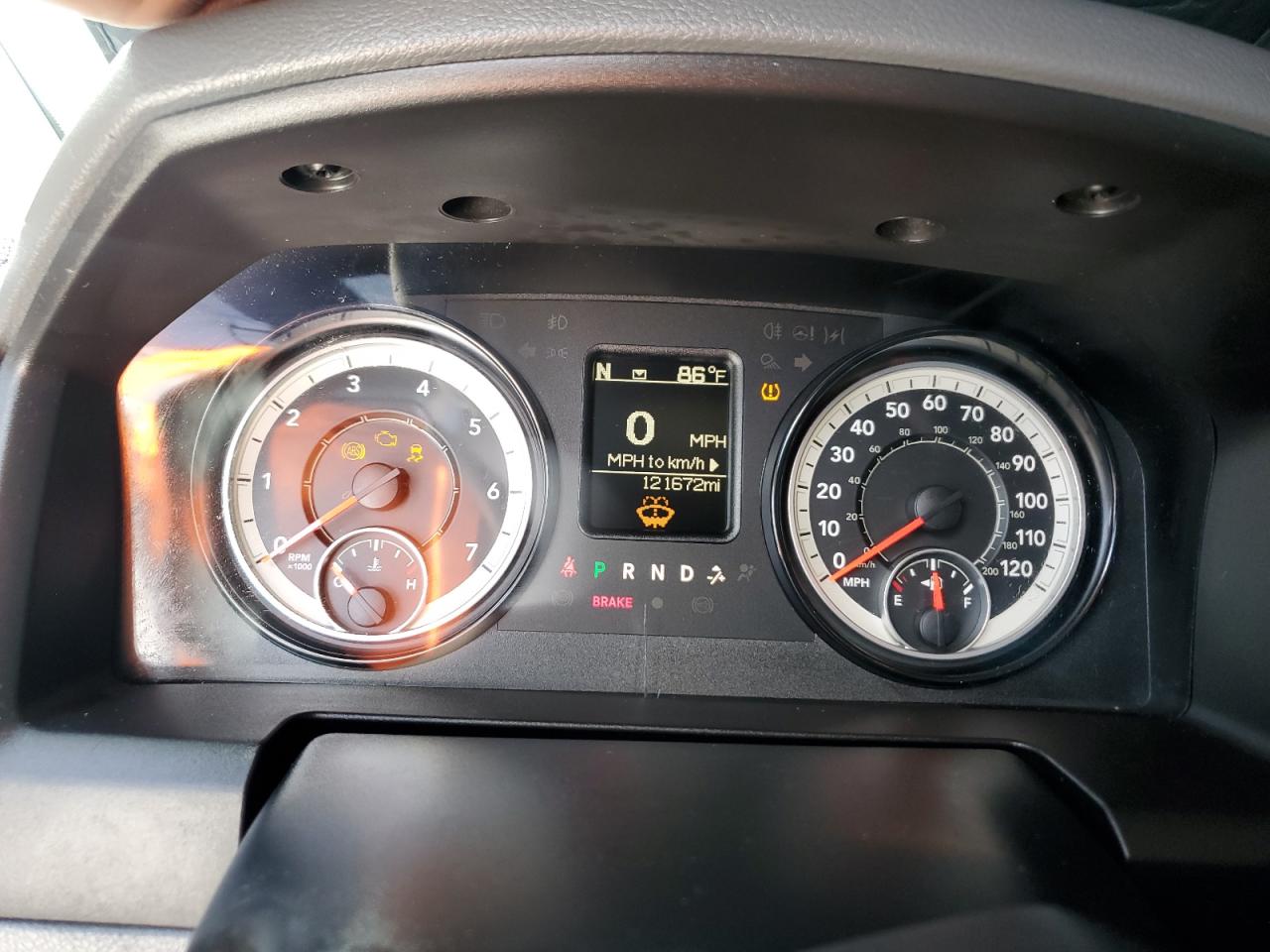 2018 RAM 1500 - Image 9
