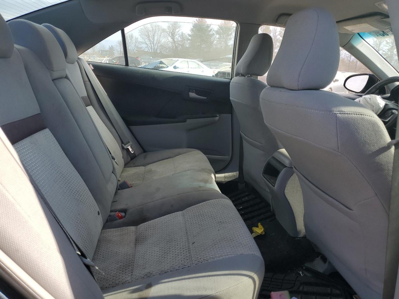 2014 Toyota Camry - Image 10