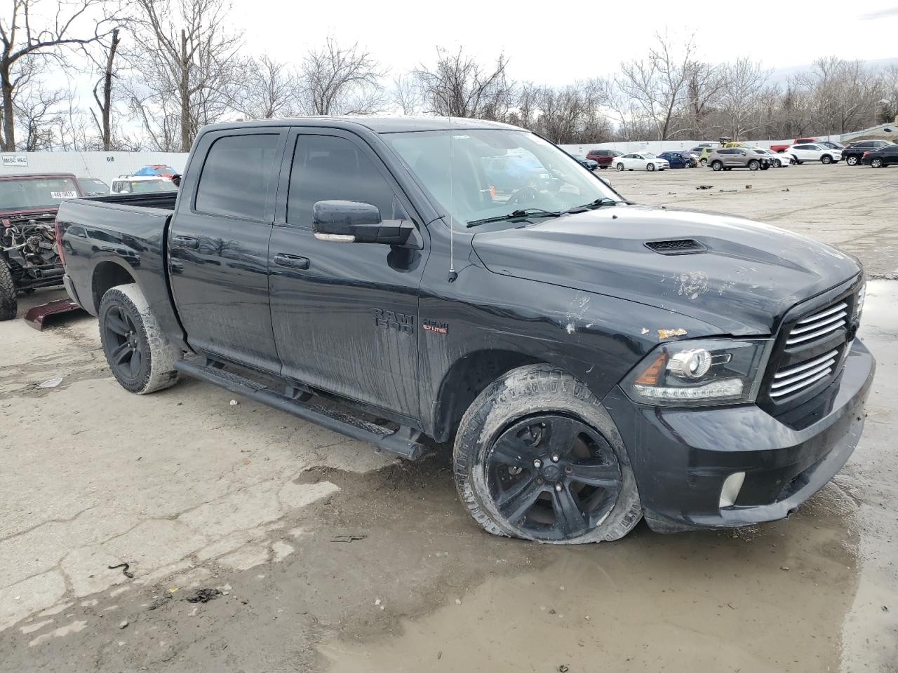 2016 RAM 1500 - Image 4
