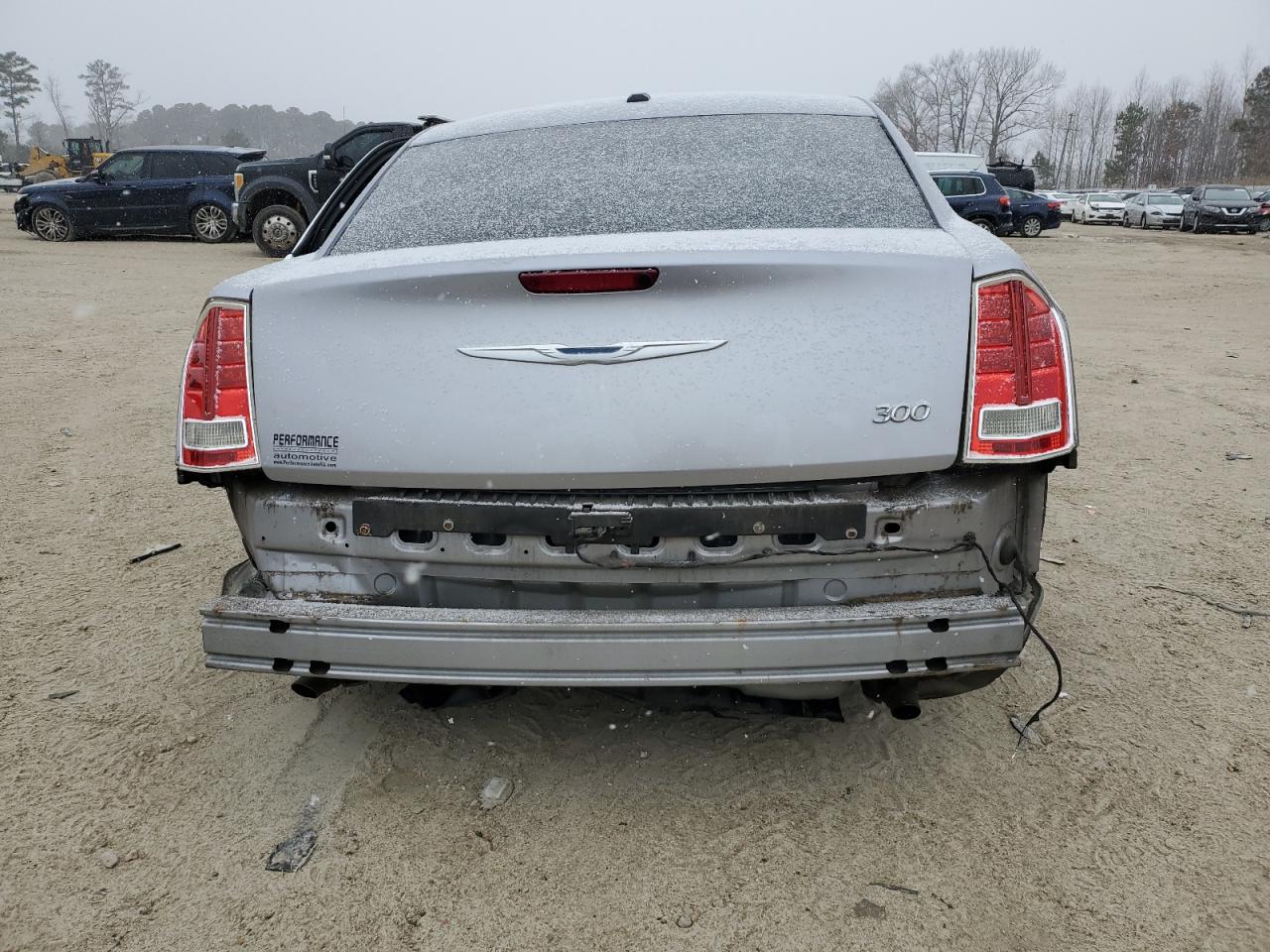2014 Chrysler 300 - Image 6