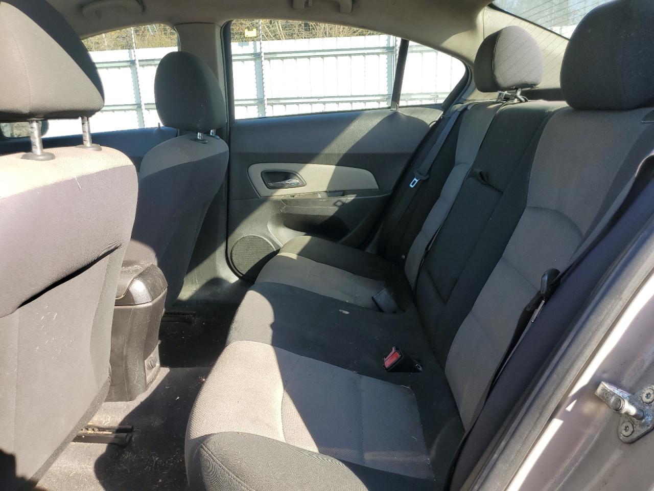 2012 Chevrolet Cruze - Image 10