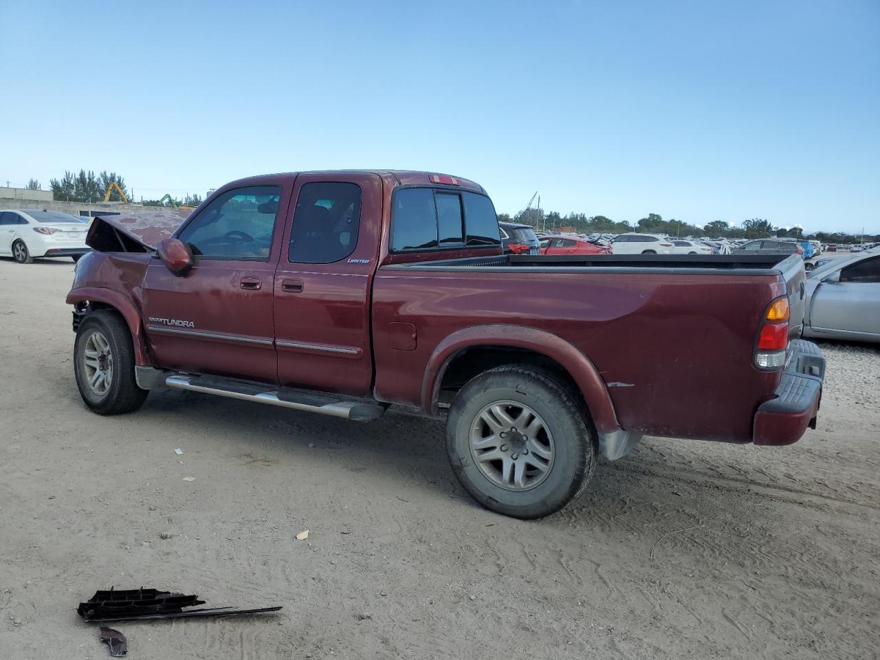 2004 Toyota Tundra - Image 2