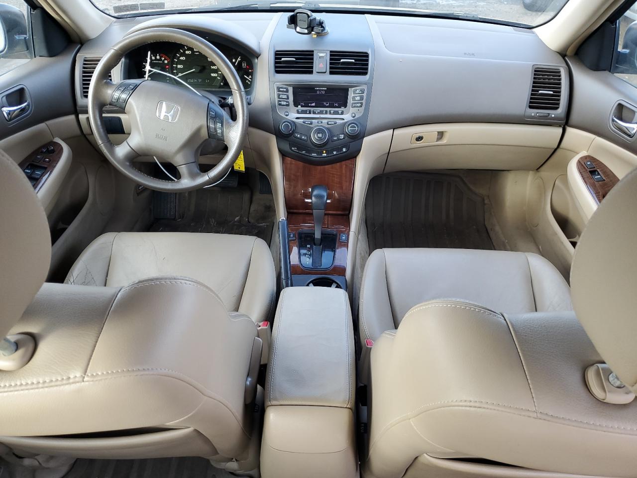 2006 Honda Accord - Image 8