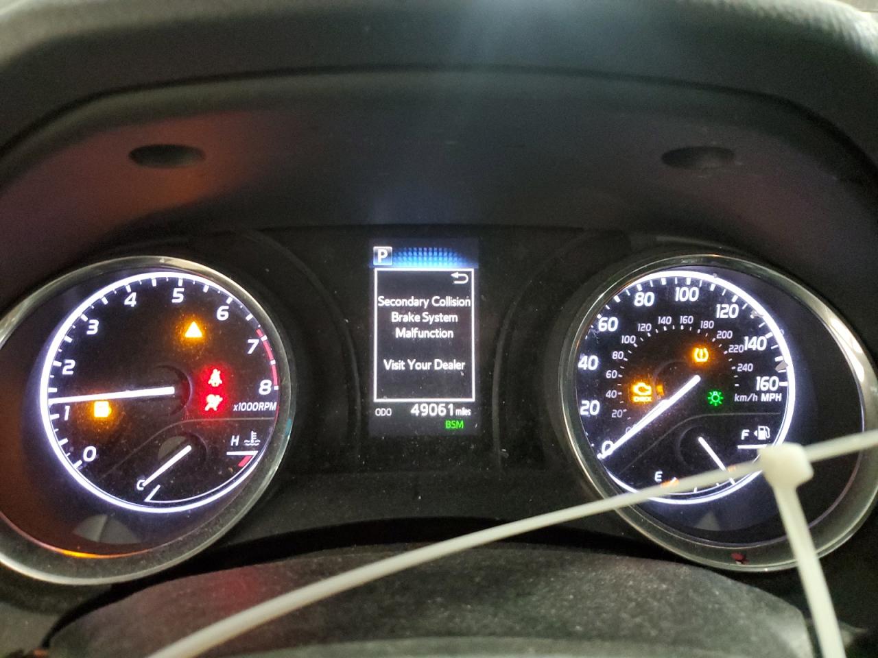 2019 Toyota Camry - Image 9
