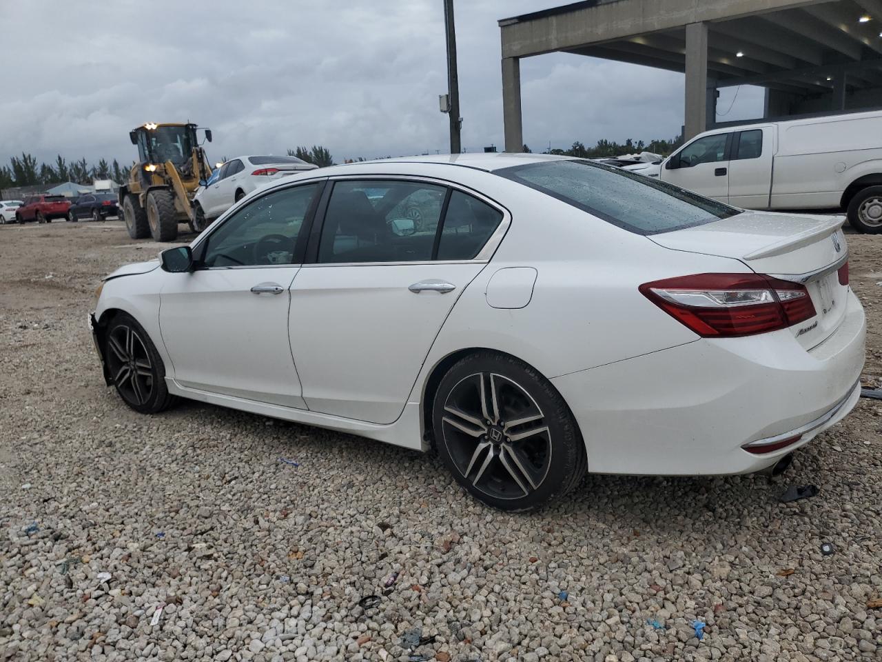 2017 Honda Accord - Image 2