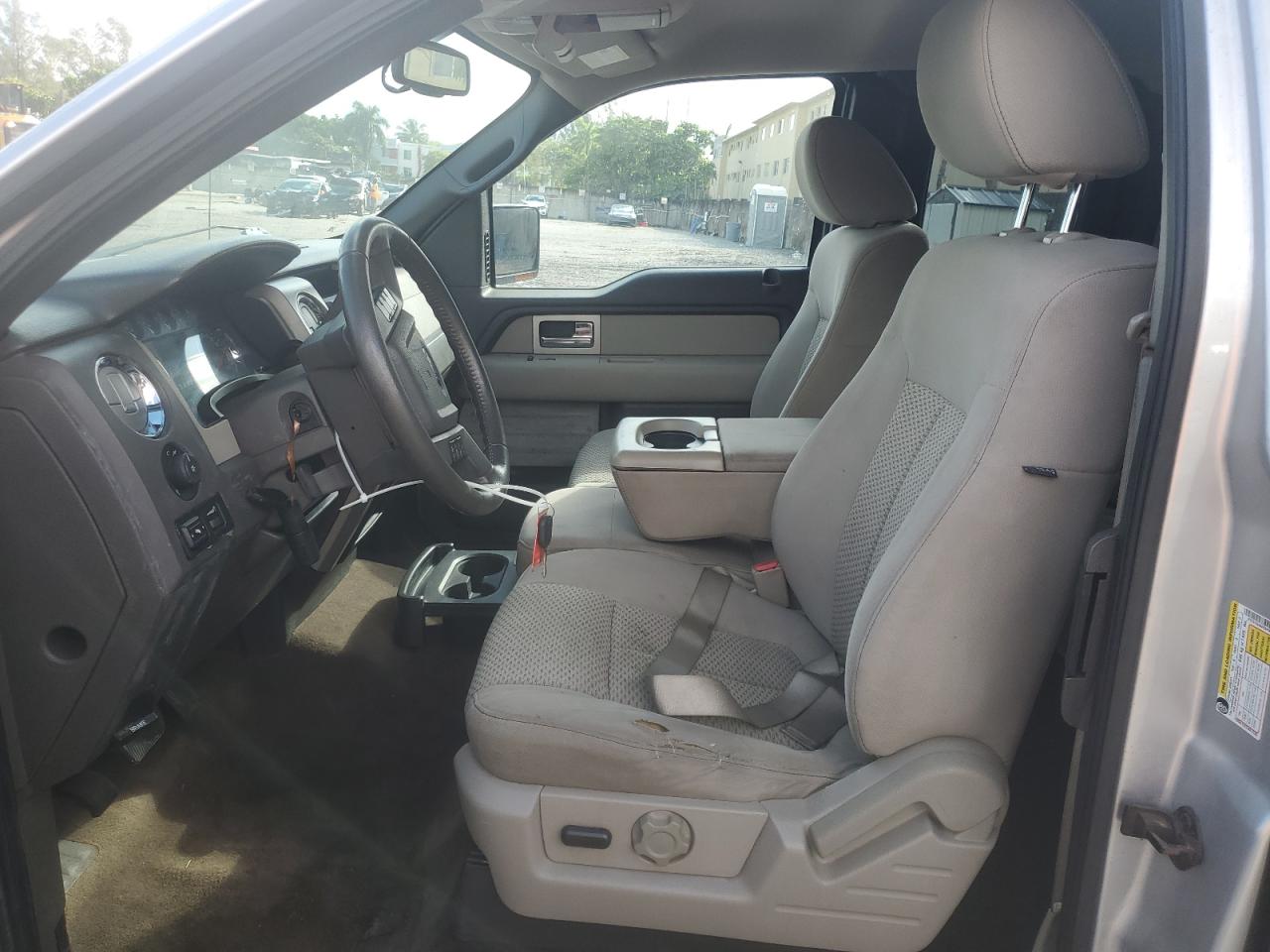 2010 Ford F-150 - Image 7