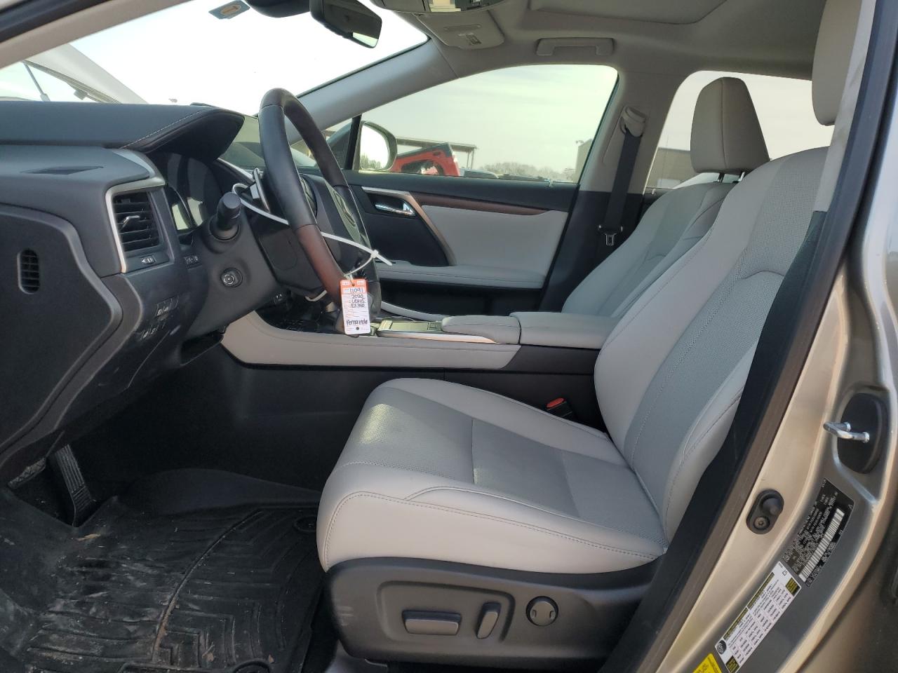 2020 Lexus RX - Image 7
