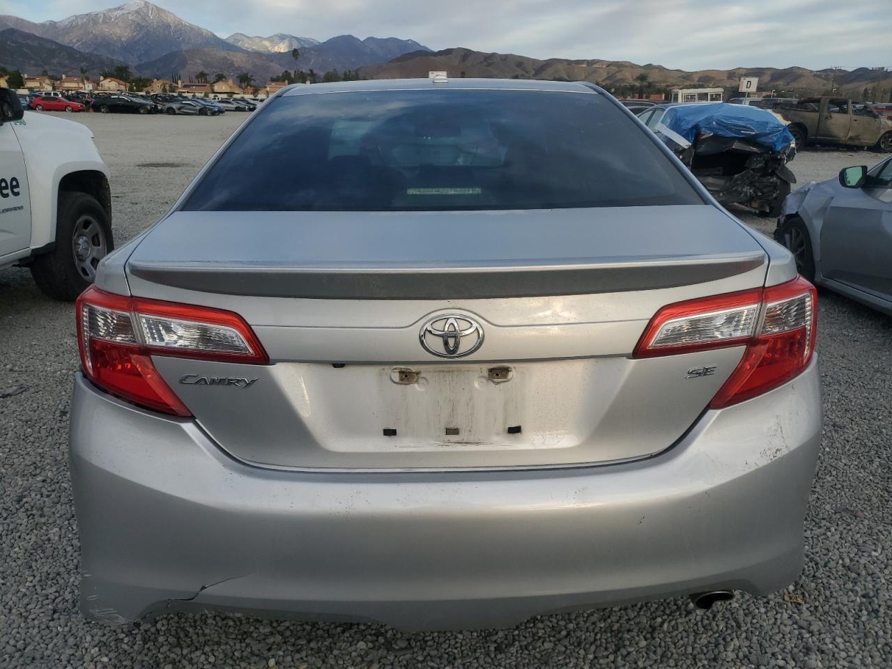 2012 Toyota Camry - Image 6