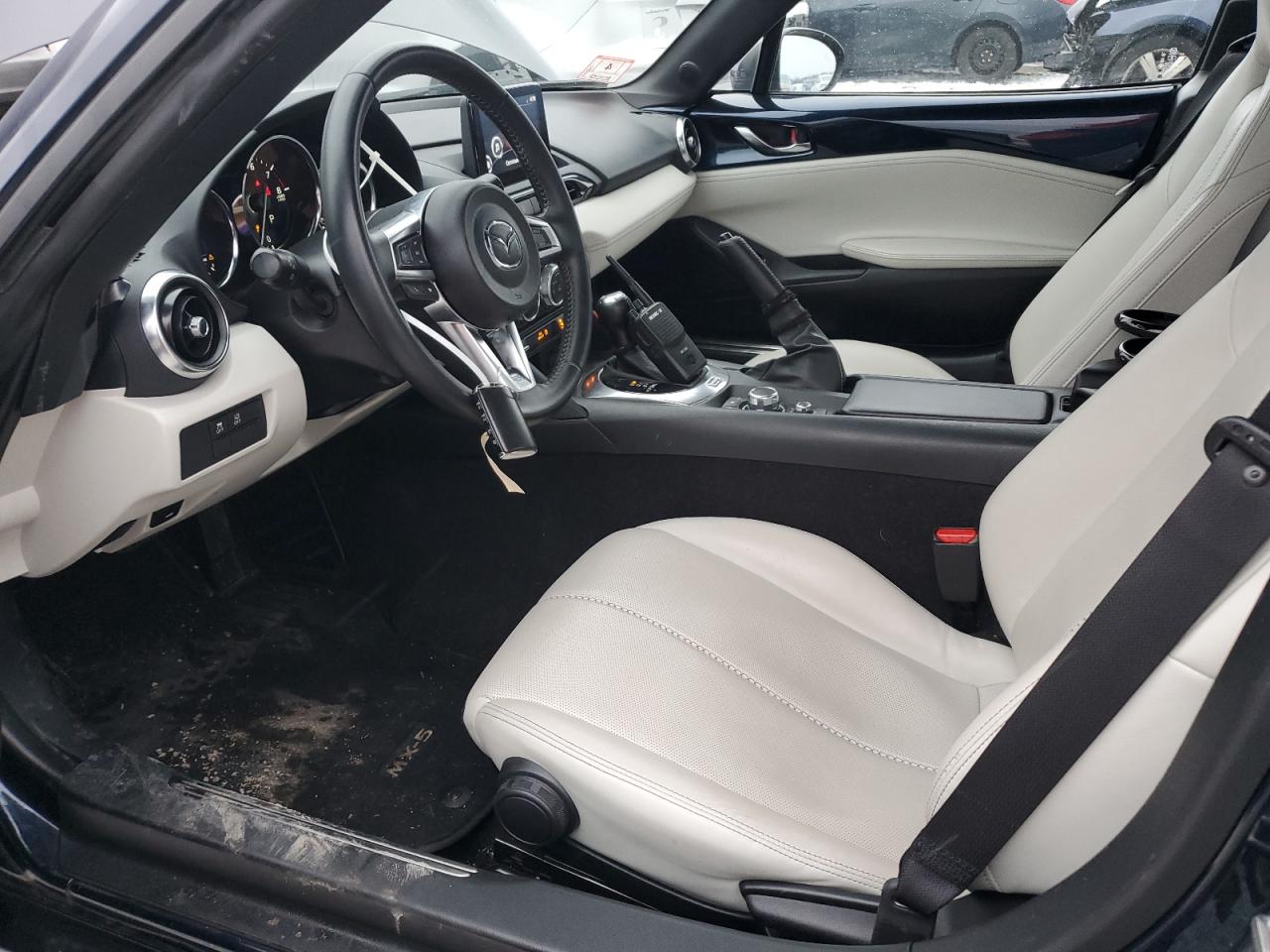 2021 Mazda MX-5 - Image 7