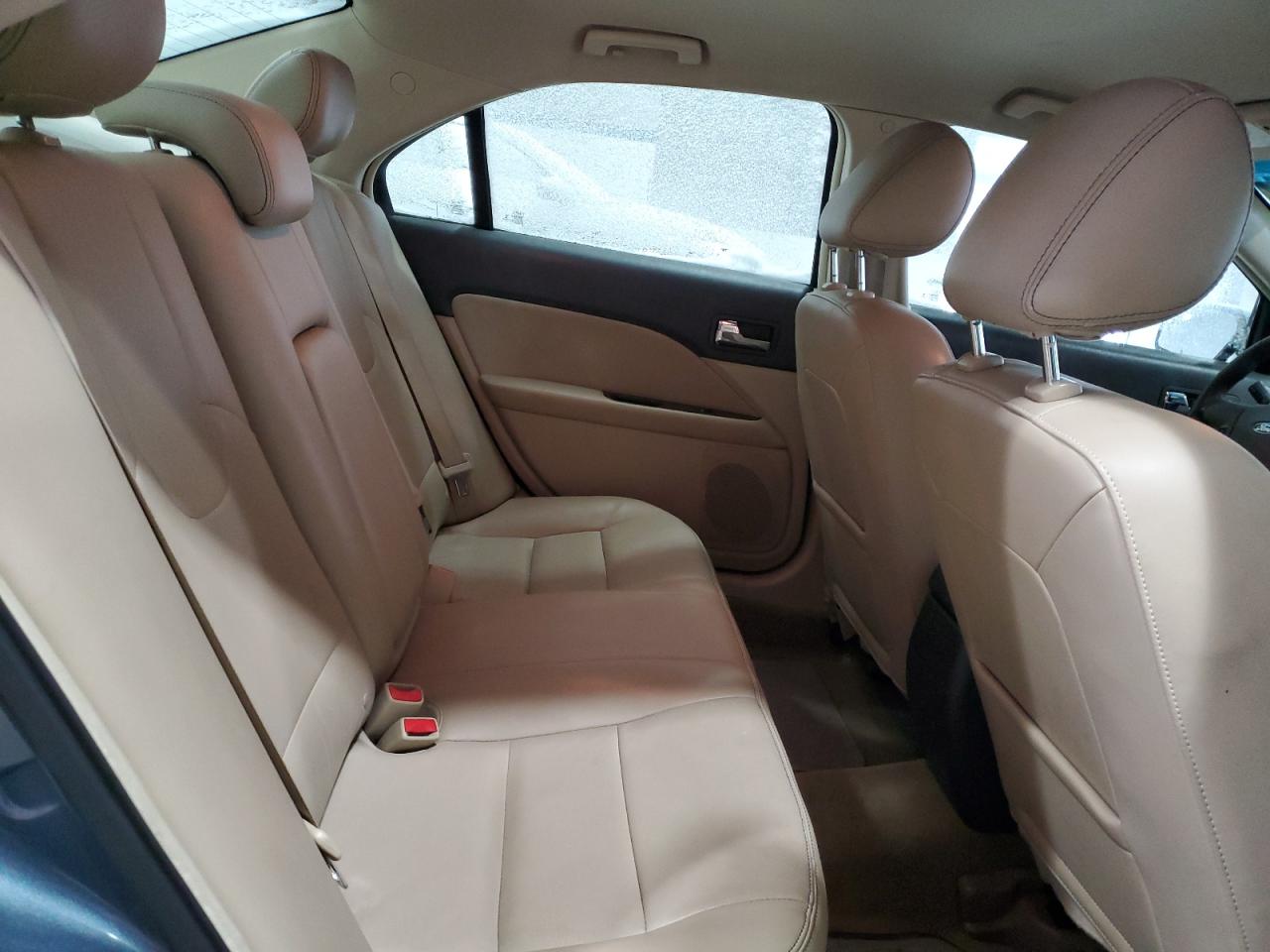 2012 Ford Fusion - Image 10