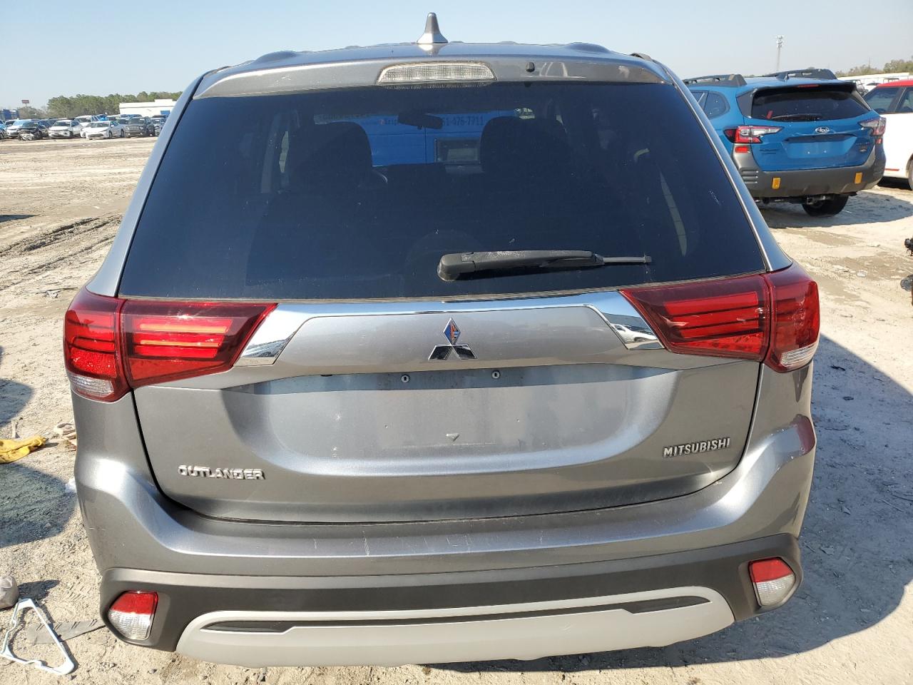 2020 Mitsubishi Outlander - Image 6