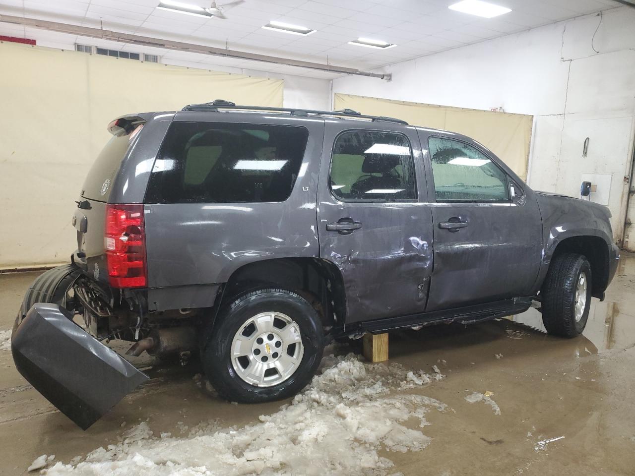 2010 Chevrolet Tahoe - Image 3