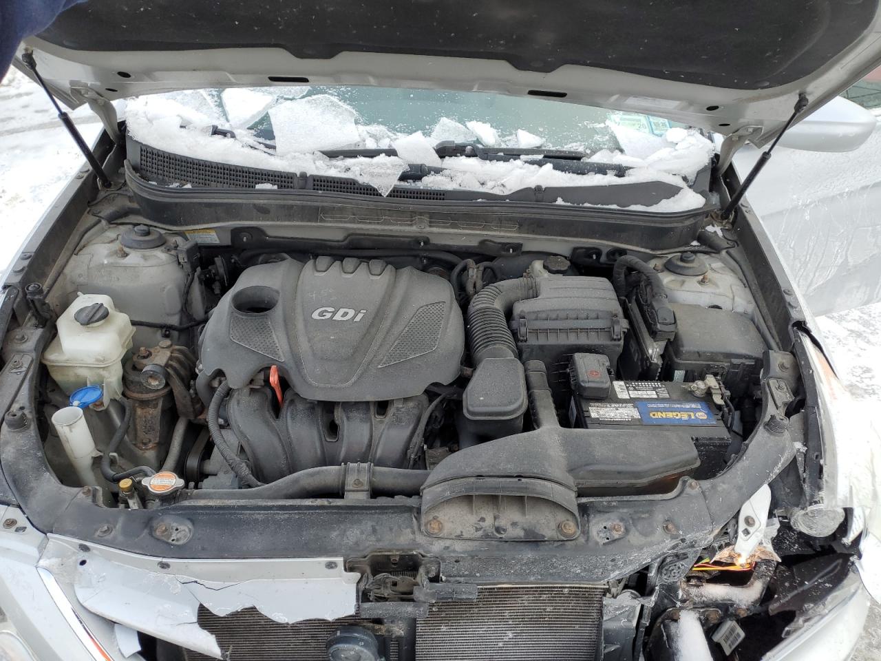 2012 Hyundai Sonata - Image 11