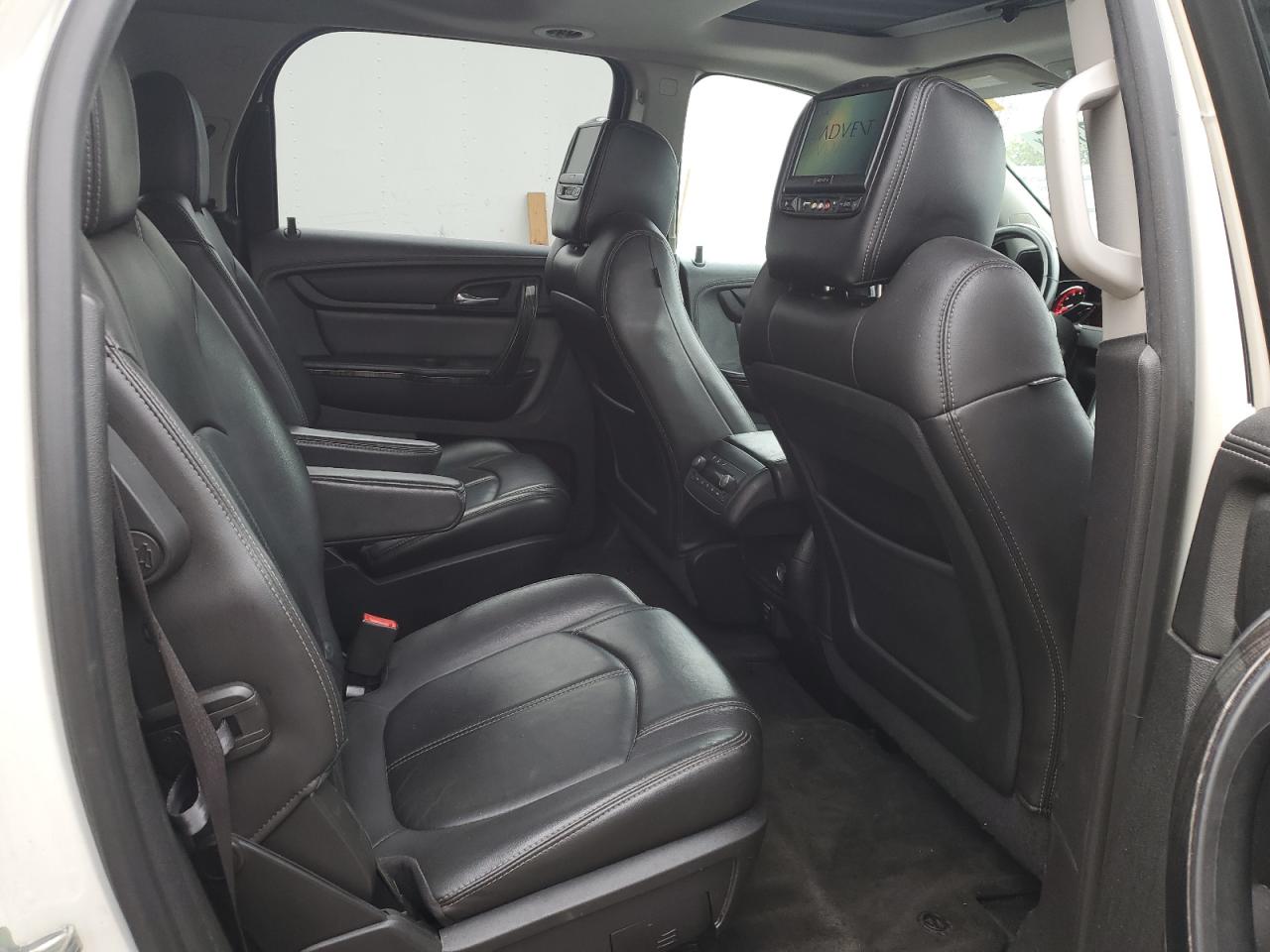 2015 GMC Acadia - Image 11