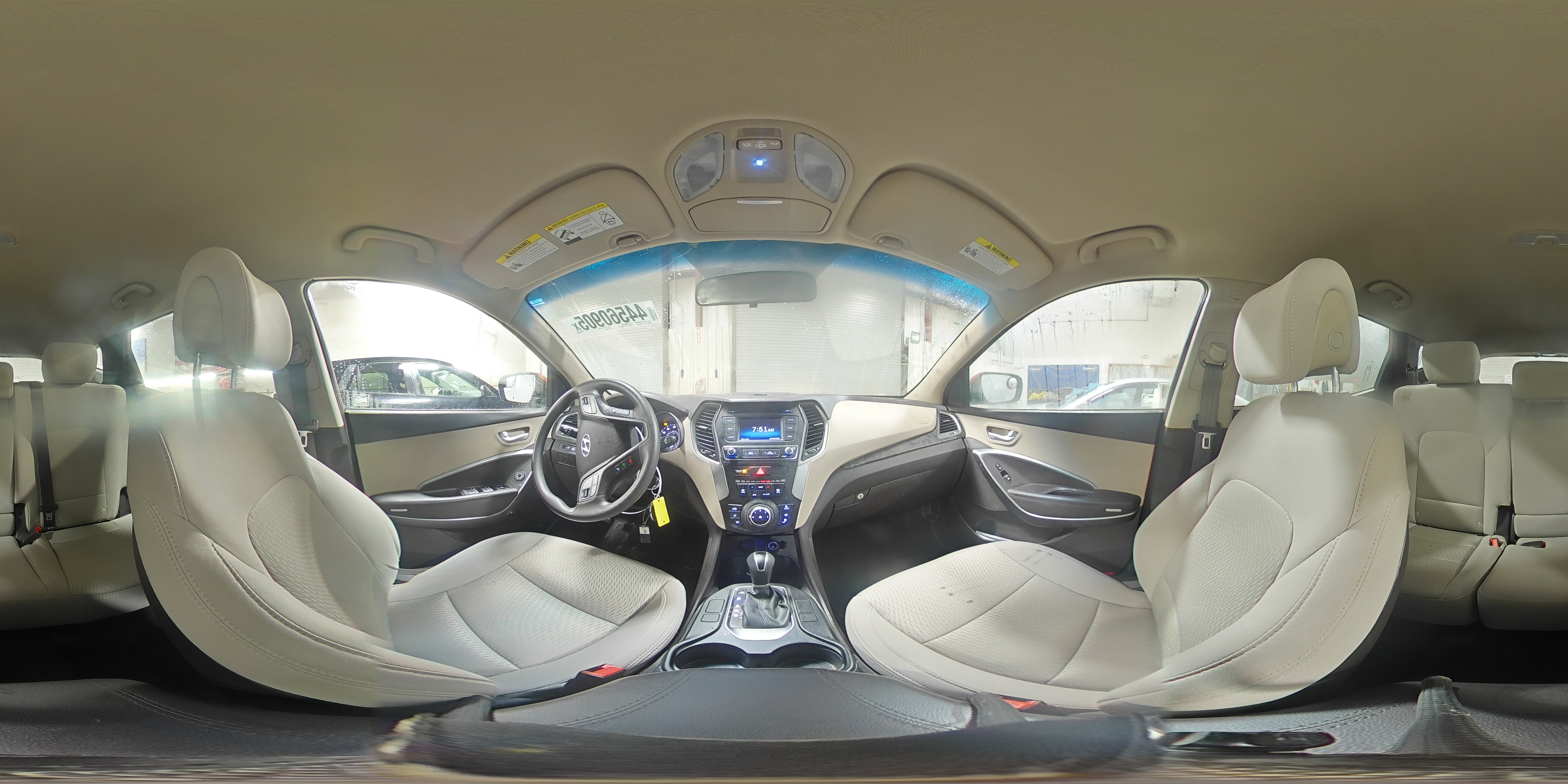 2017 Hyundai Santa Fe - Image 15
